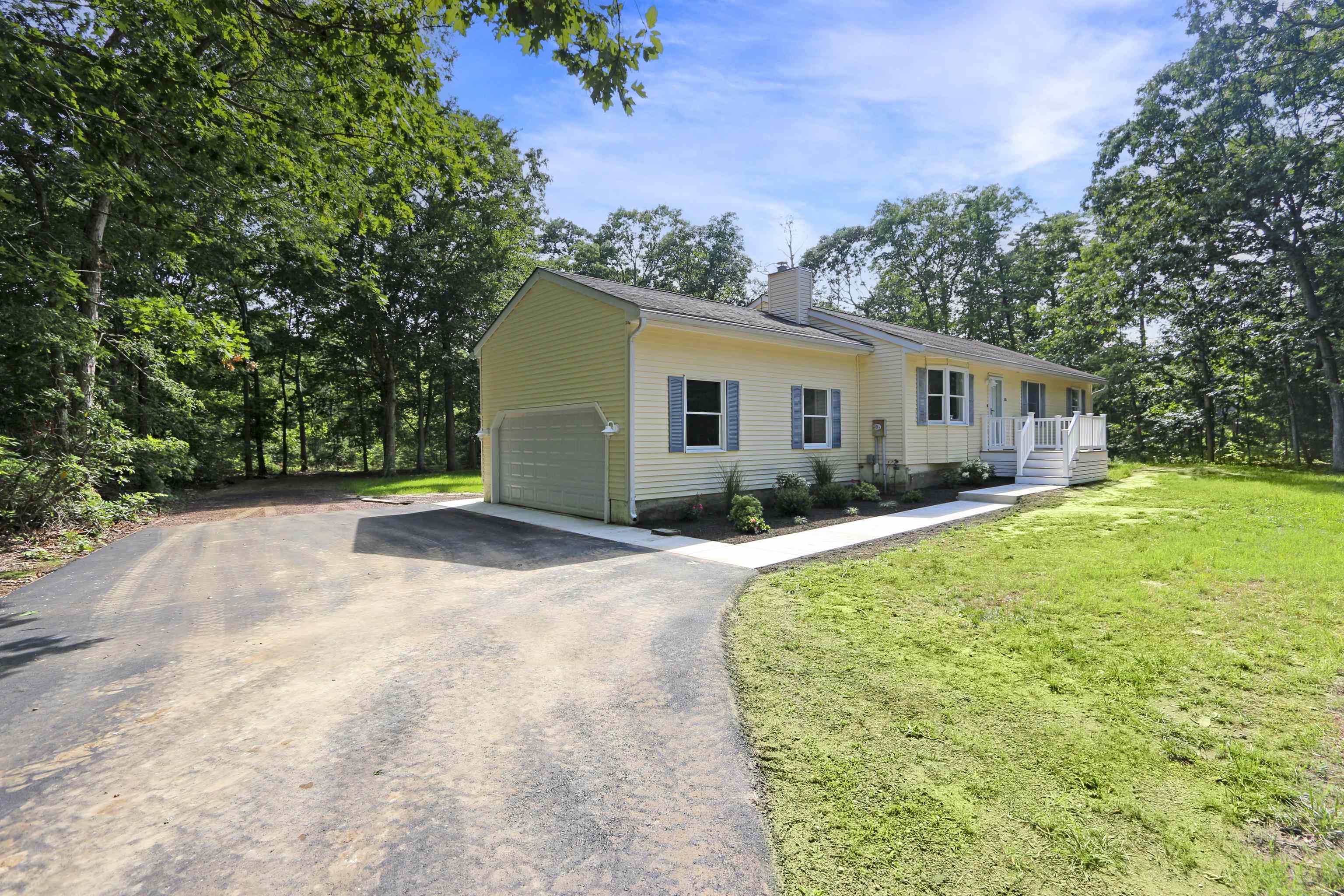 250 S Ravenwood Drive - South Seaville