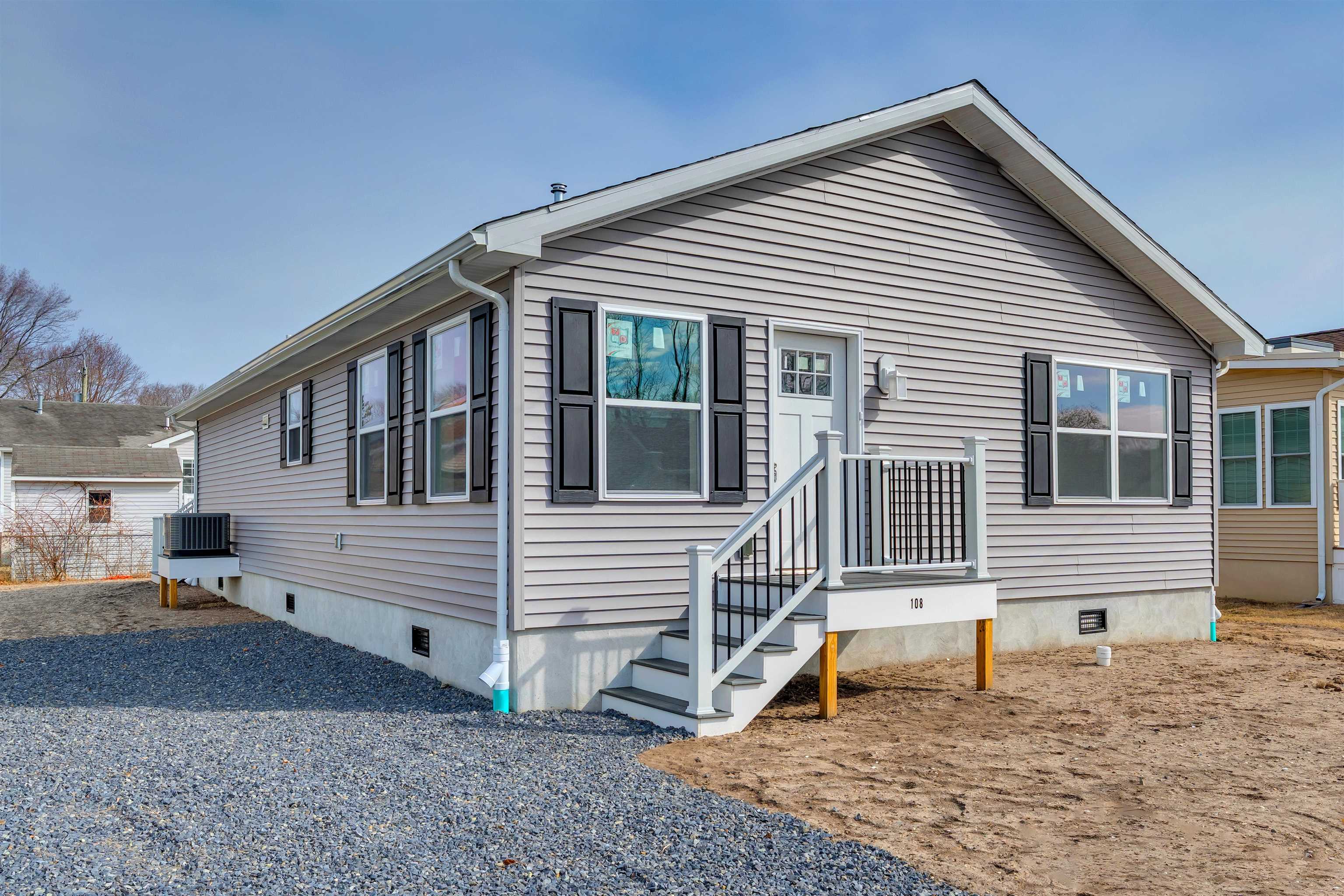 108 Sunray Beach 
