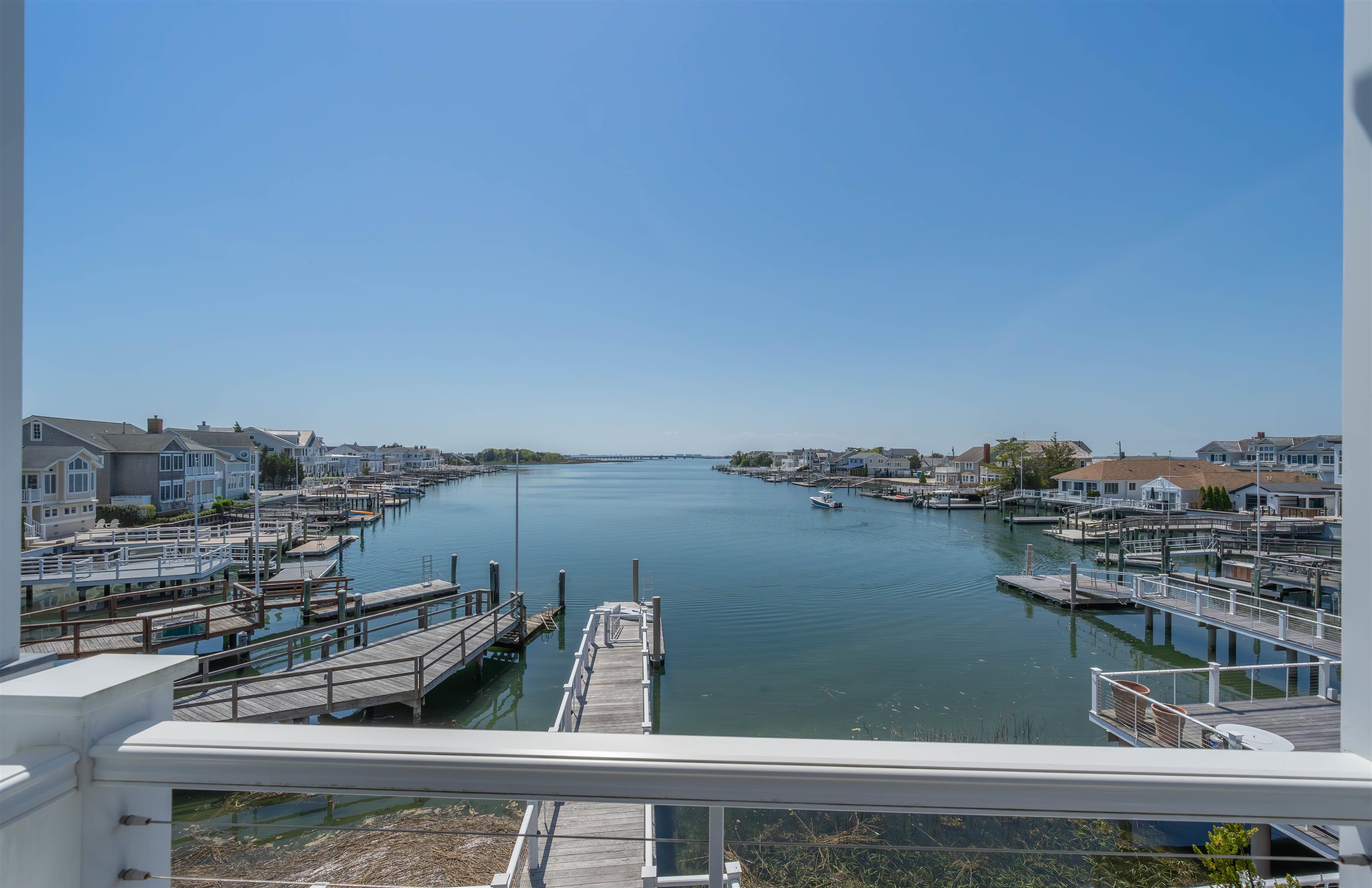 https://cdnparap40.paragonrels.com/ParagonImages/Property/P4/CAPEMAY/243322/13/0/0/ffdc8debae196e165e3b25a873f364f4/1/661da0ea46a19a9a81b70b3f82a29daa/243322-c1e16a00-8854-4766-9f4f-b983409548e7.JPG