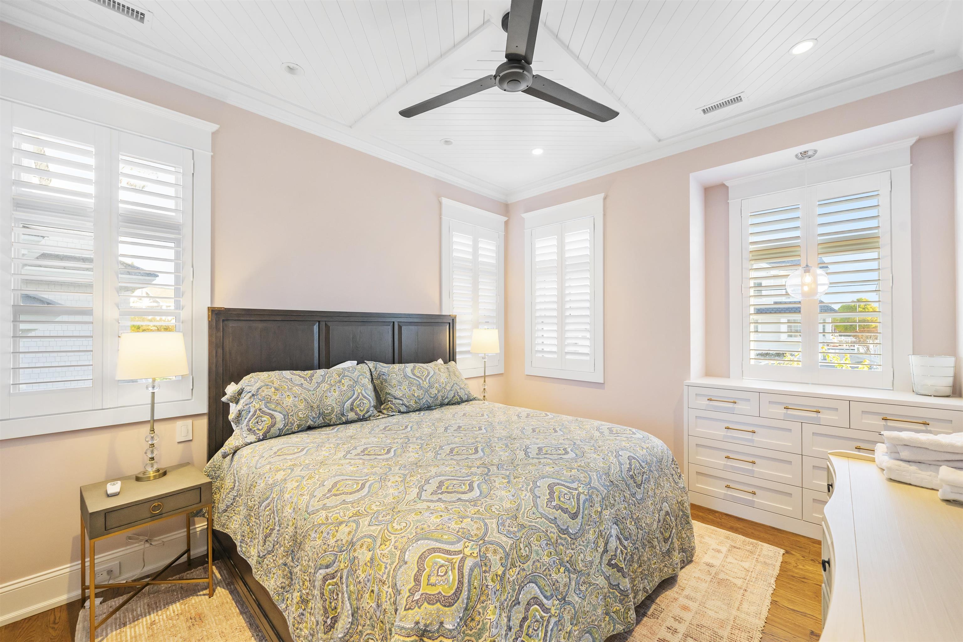 https://cdnparap40.paragonrels.com/ParagonImages/Property/P4/CAPEMAY/243322/18/0/0/1a71842848b93a2f496a5e8d9d3e3f92/1/661da0ea46a19a9a81b70b3f82a29daa/243322-8a47ac39-02fb-4823-a8a7-a3773092b94d.JPG