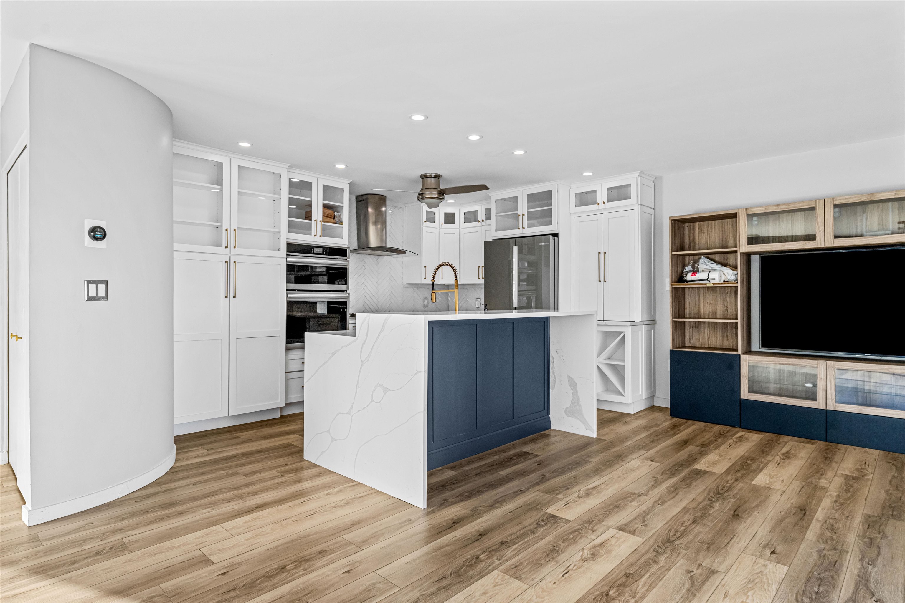 902 Ocean Drive - Picture 13