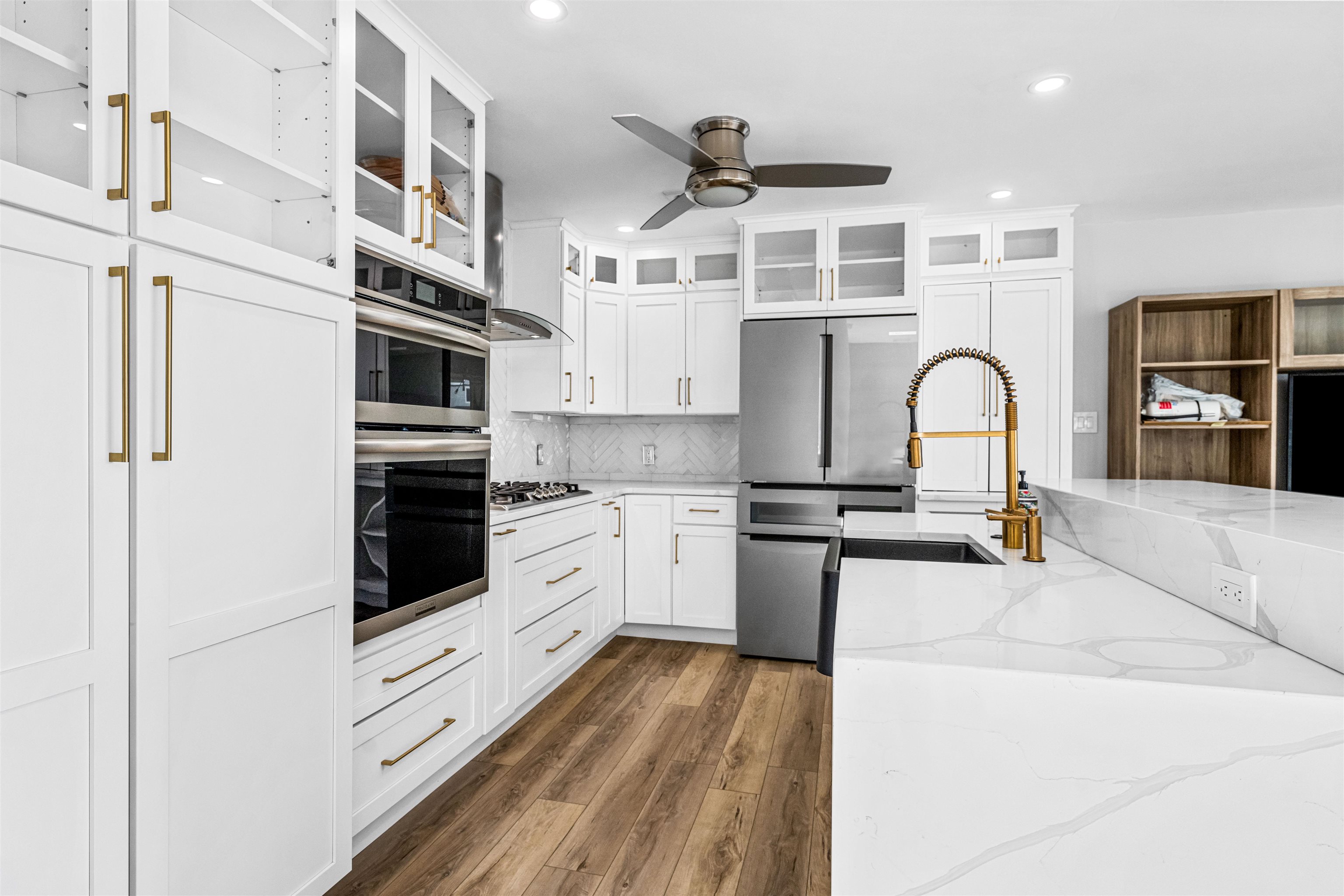 902 Ocean Drive - Picture 16