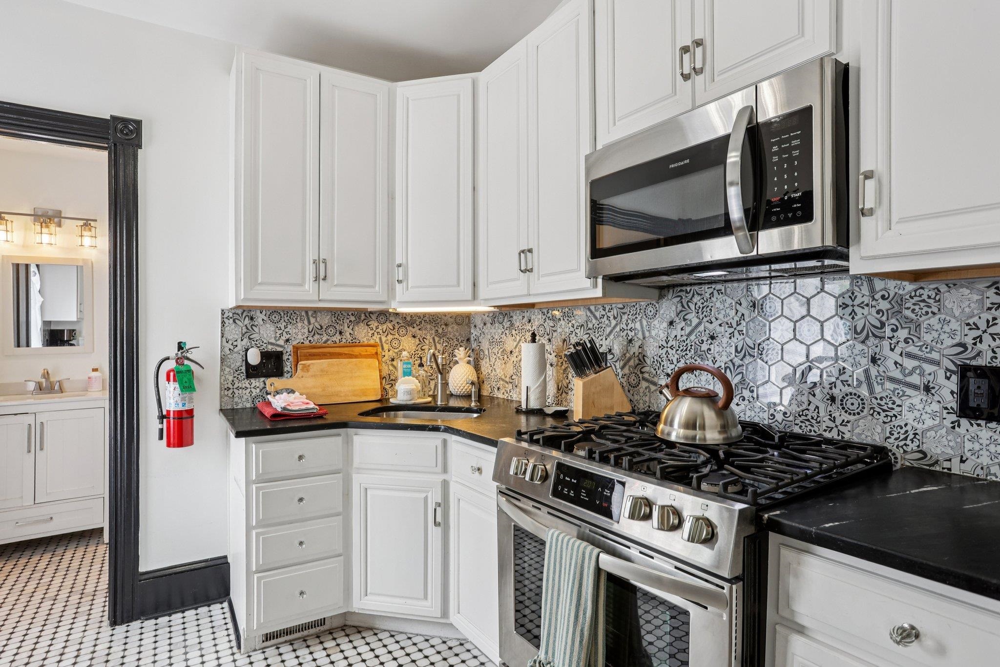 414 Broadway - Picture 34