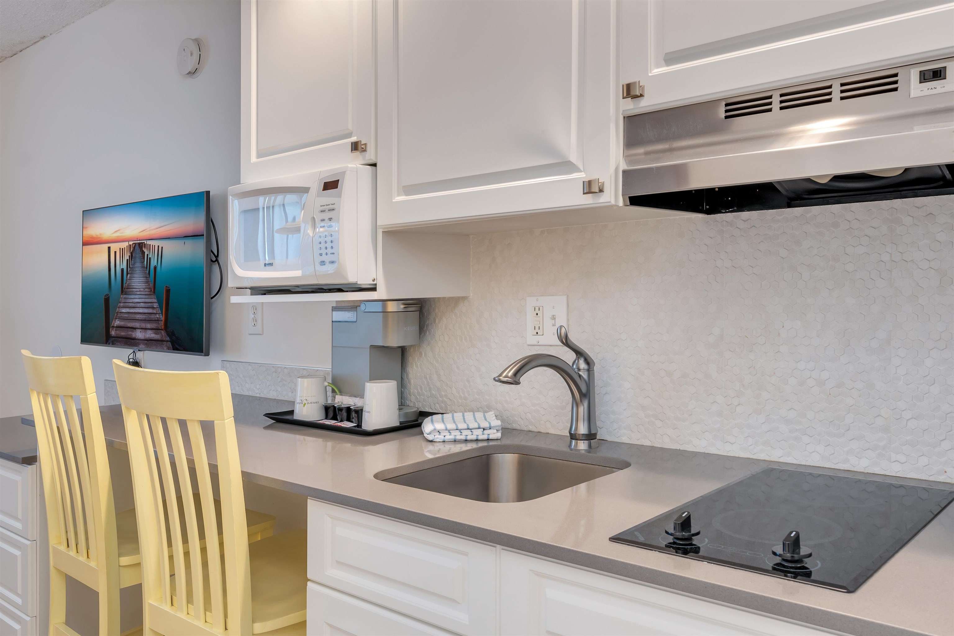 7800 Dune Drive - Picture 10