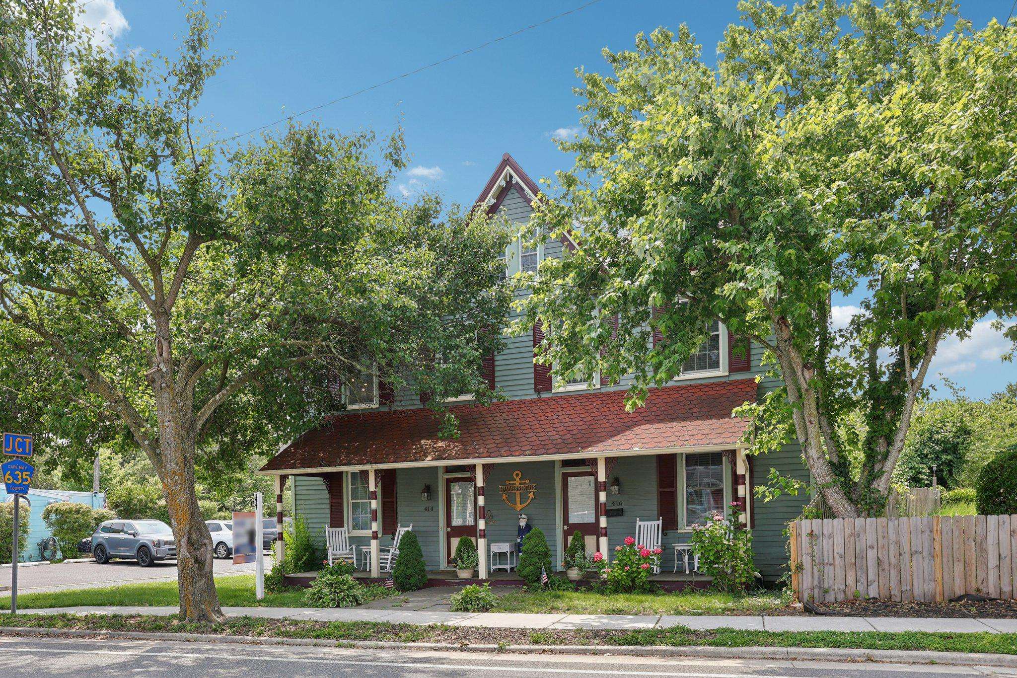 414-416 Broadway