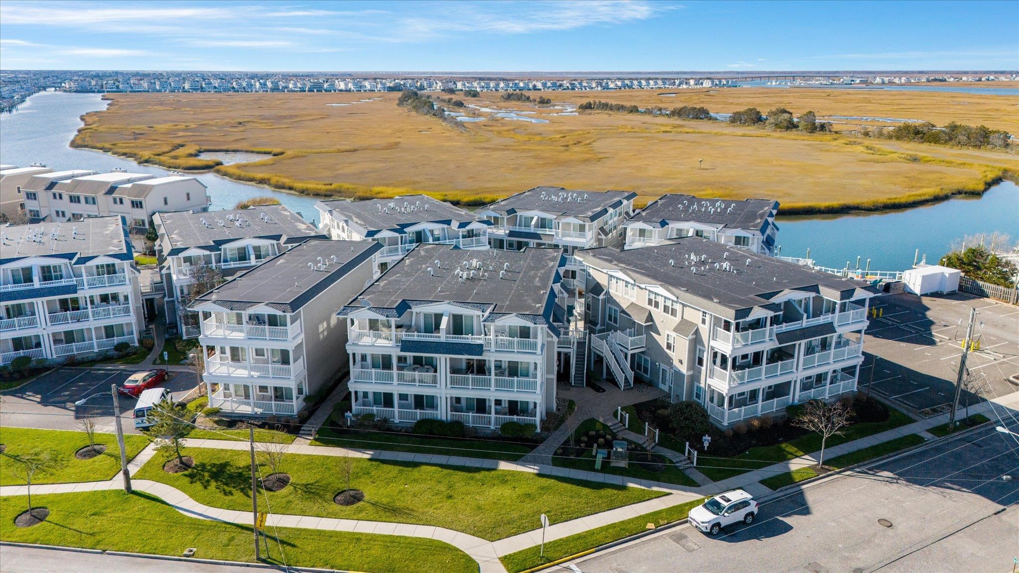 700 Ocean Drive - Avalon