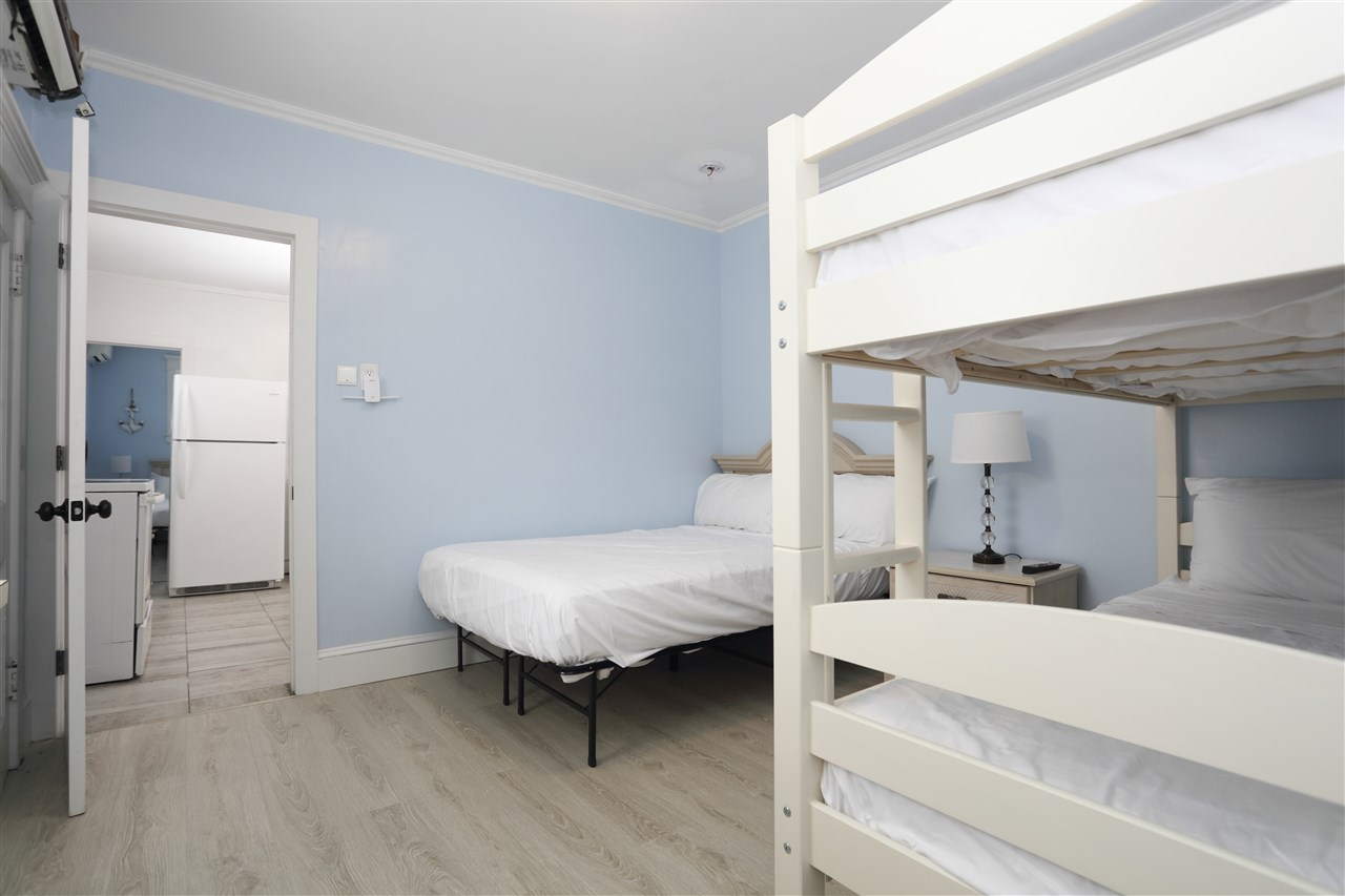 235 E Garfield Avenue - Picture 30