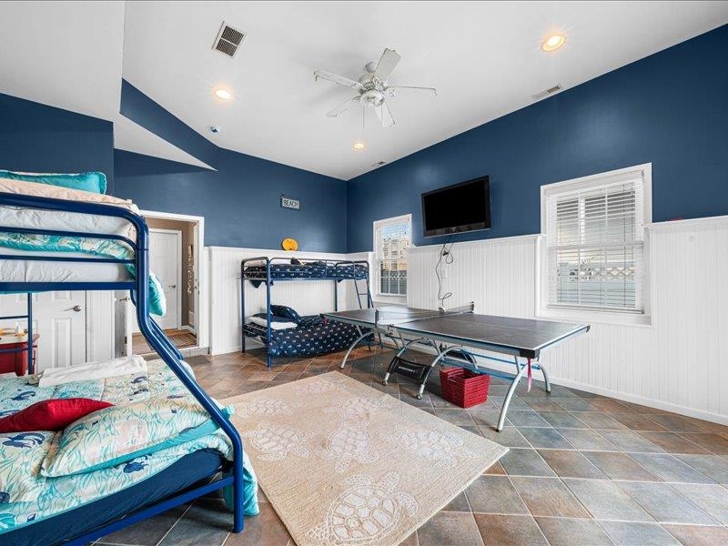 25 34th Street