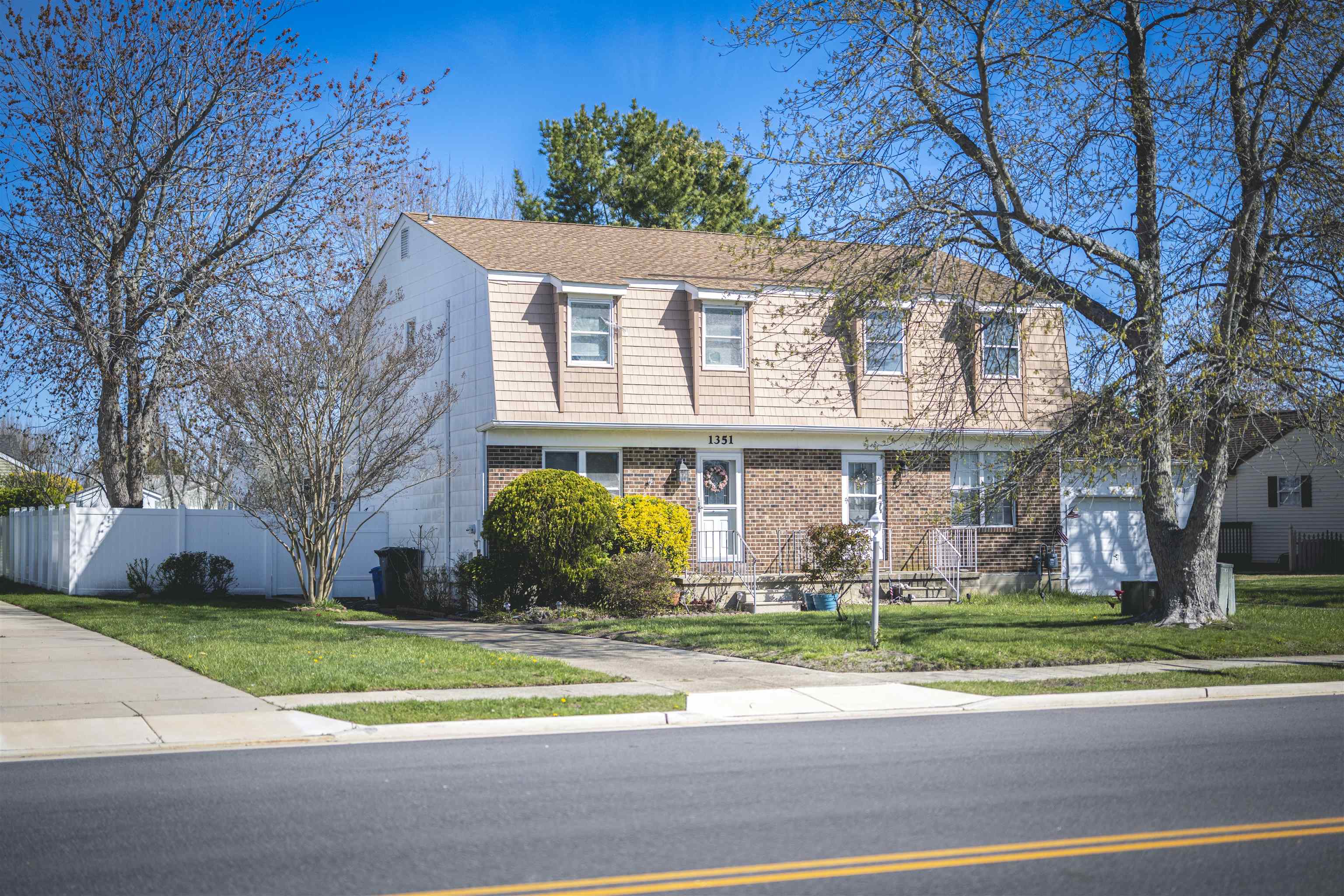 The deSatnick Real Estate Team