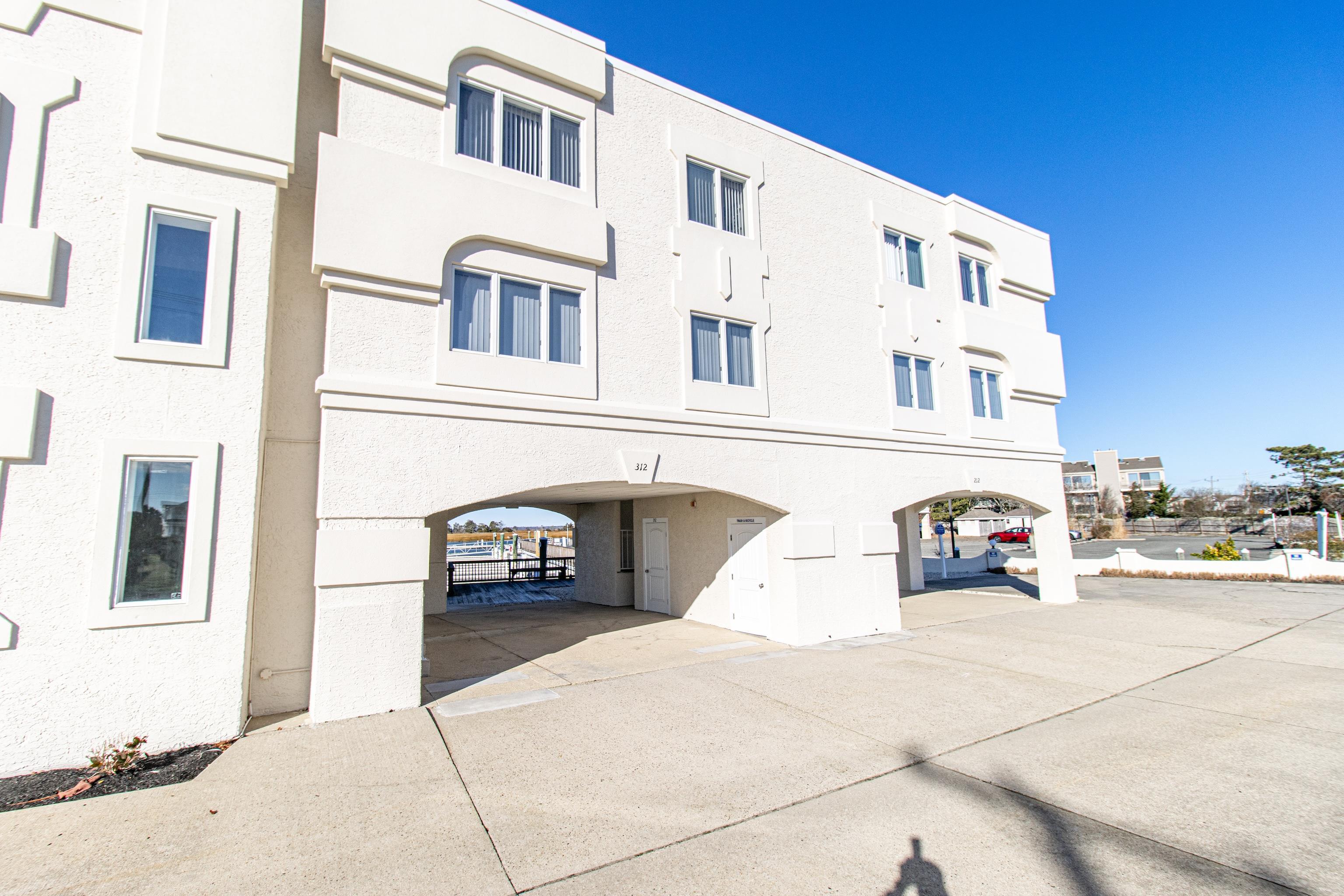 1100 Ocean Drive - Avalon
