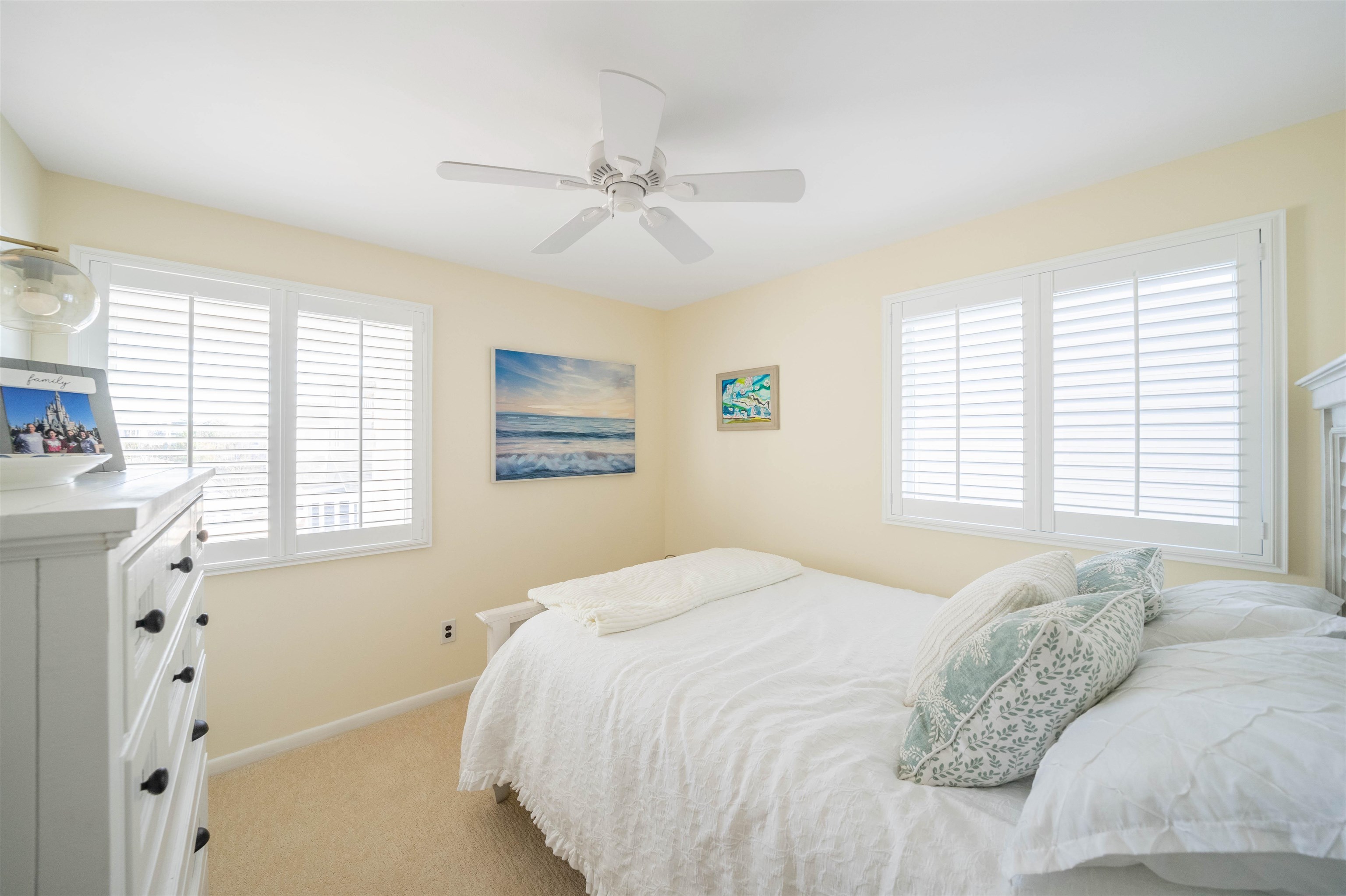 https://cdnparap40.paragonrels.com/ParagonImages/Property/P4/CAPEMAY/243557/14/0/0/cc376e48d16494e60fbf198665735472/1/36d7c3a2b542fea3cd460a05a6c3cb66/243557-da8e33ff-5d97-4b02-99c5-d5af053e5934.JPG