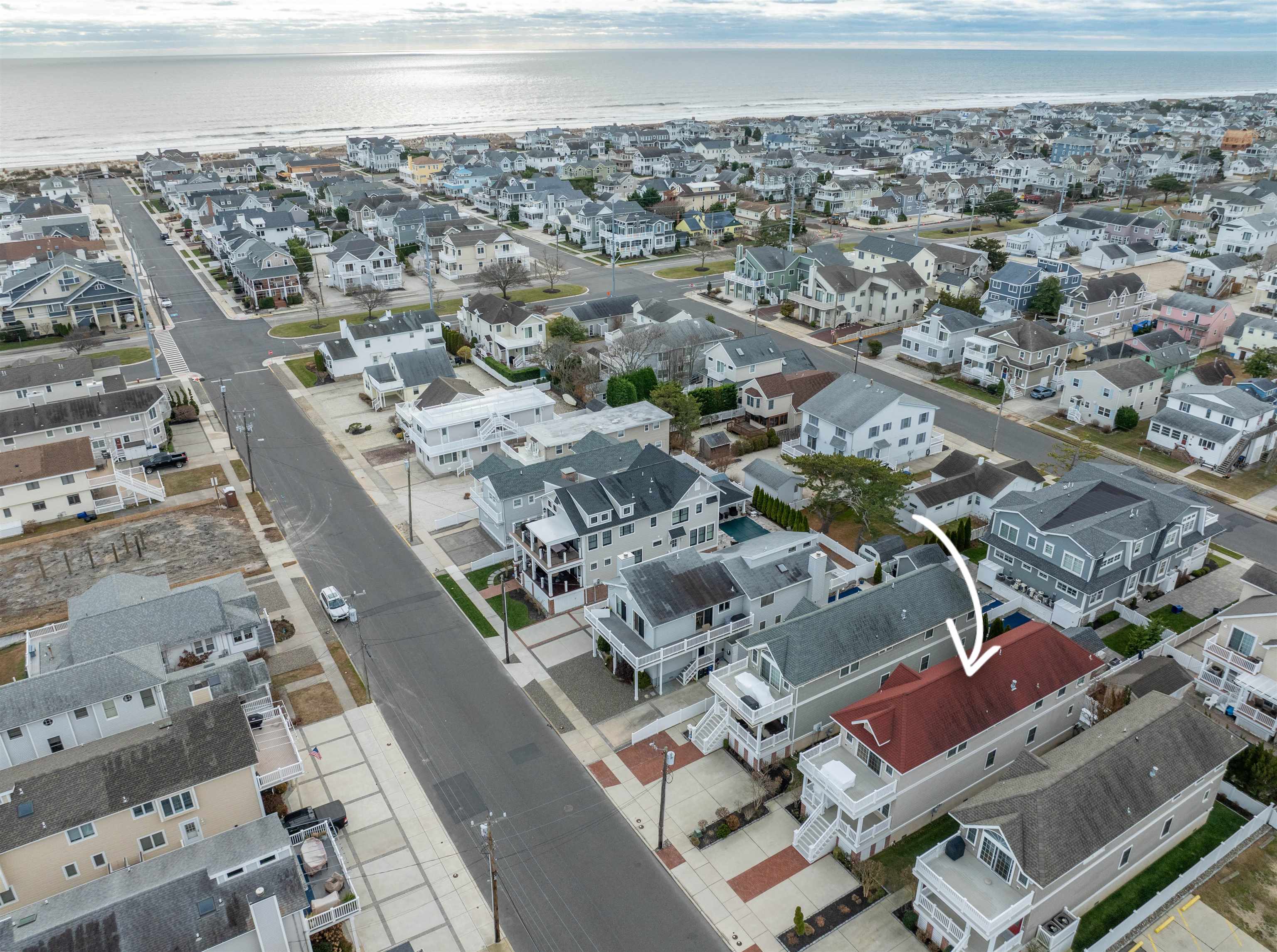 https://cdnparap40.paragonrels.com/ParagonImages/Property/P4/CAPEMAY/243579/1/0/0/65bb19067c81e2e17122b159aaf5c3be/1/7c95f98d1897ad5b6a967a5d50d98c17/243579-bc30b8f9-0482-4b98-96e6-19bc863dade5.JPG