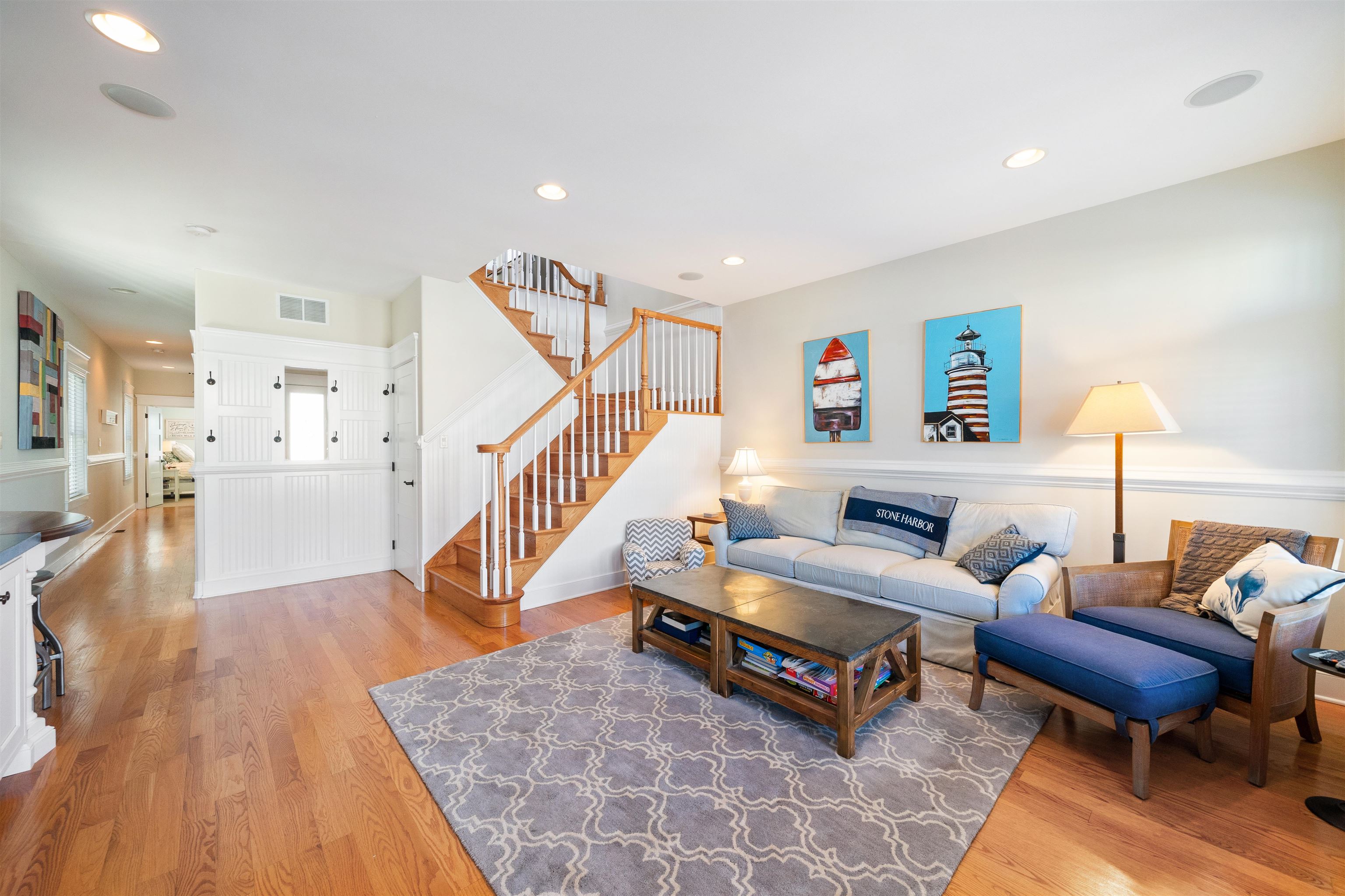 https://cdnparap40.paragonrels.com/ParagonImages/Property/P4/CAPEMAY/243579/5/0/0/df95cc9a2a4d715787308f93defb0acd/1/7c95f98d1897ad5b6a967a5d50d98c17/243579-3c1f928f-aca4-46f4-8679-8de7852012f7.JPG
