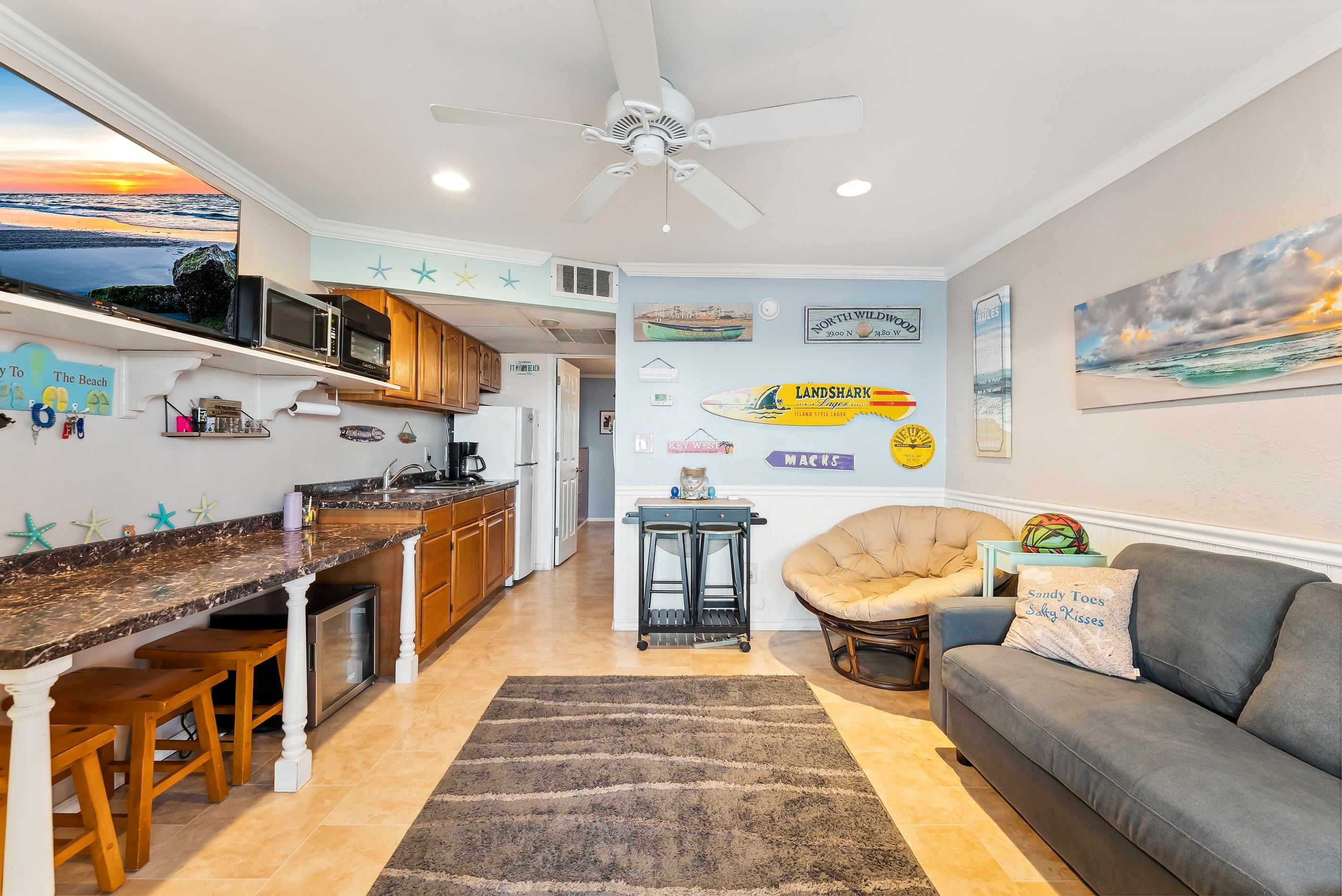 1100 Kennedy Drive - Picture 10