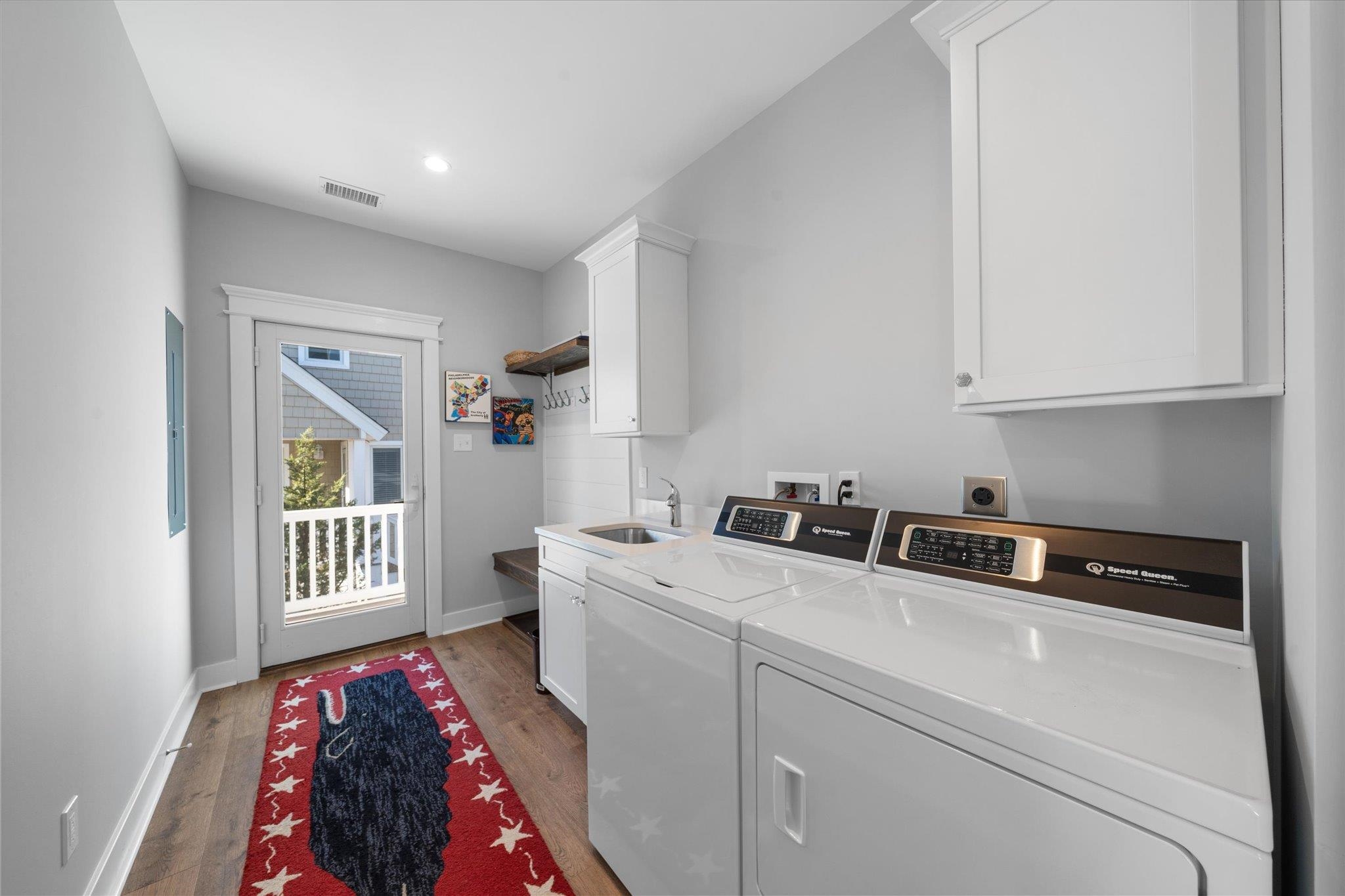 https://cdnparap40.paragonrels.com/ParagonImages/Property/P4/CAPEMAY/243596/23/0/0/e3602d8435c25e42857c0854db65c270/1/61fcf15a5cfaf580e5511dc4b3f1f2a1/243596-01ef46d4-1322-4a91-8acf-e58876265006.JPG