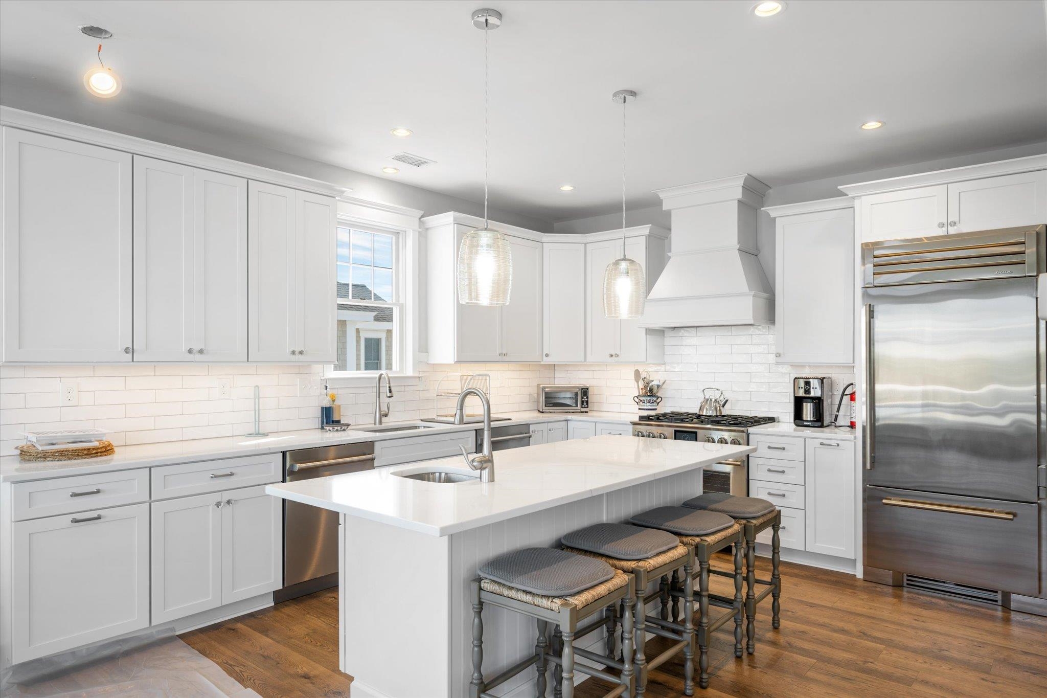 https://cdnparap40.paragonrels.com/ParagonImages/Property/P4/CAPEMAY/243596/25/0/0/f44a06e0b1cd361df8190930c8a61c85/1/61fcf15a5cfaf580e5511dc4b3f1f2a1/243596-dde3da5b-2e95-479f-8c8f-b031d9eeee7e.JPG