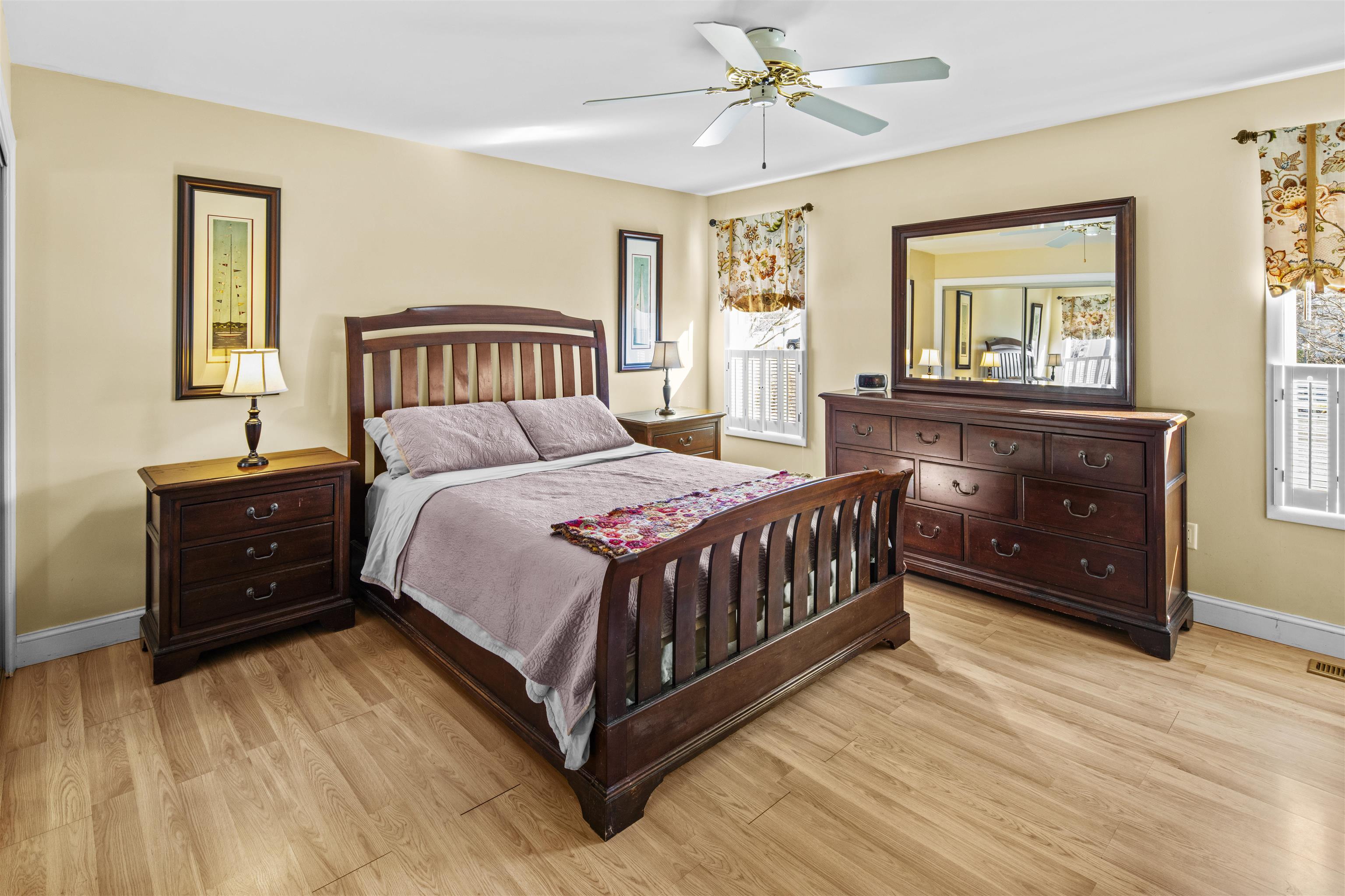 202 W Vineyard Court - Picture 15