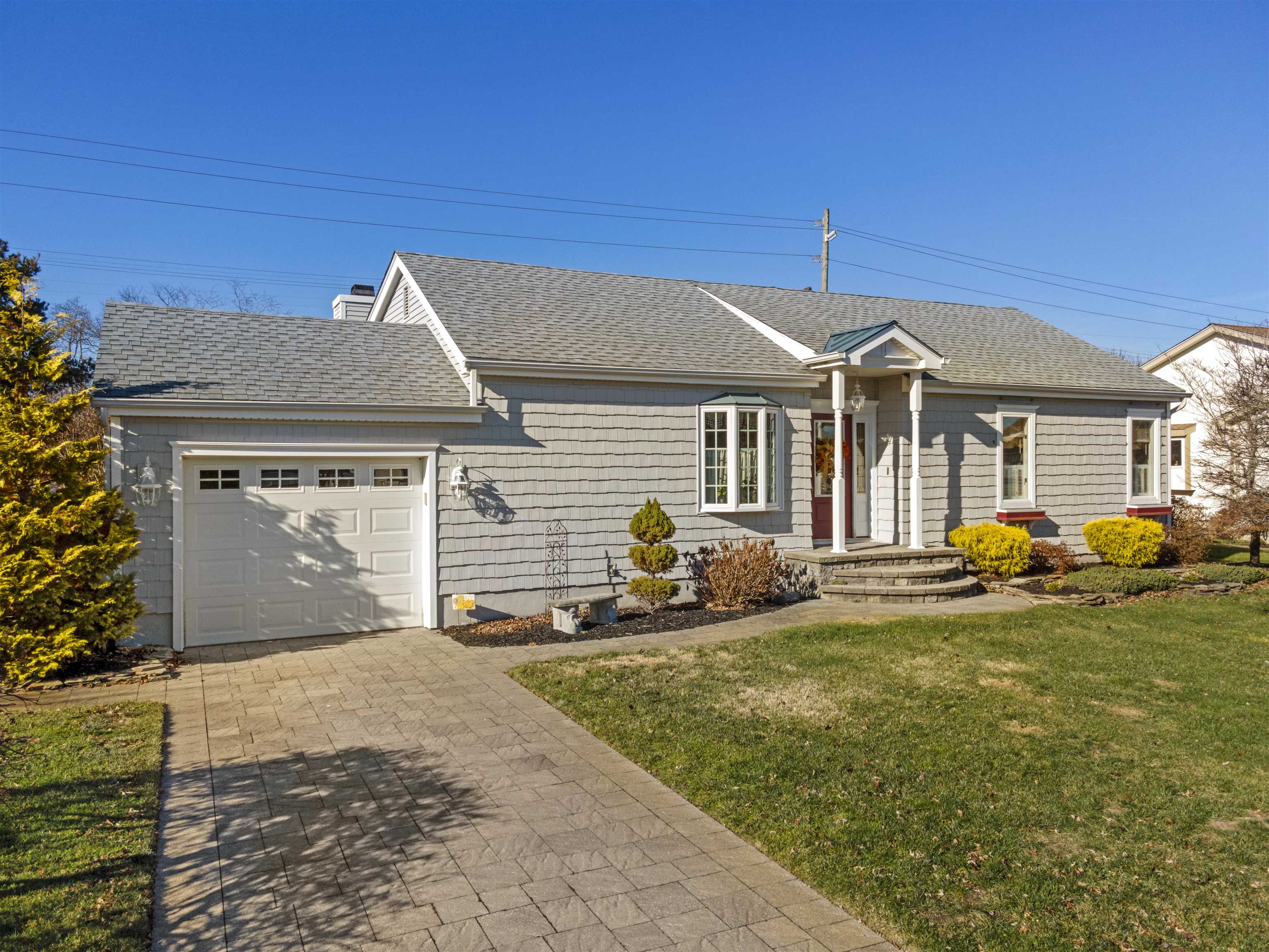 202 W Vineyard Court - Picture 3