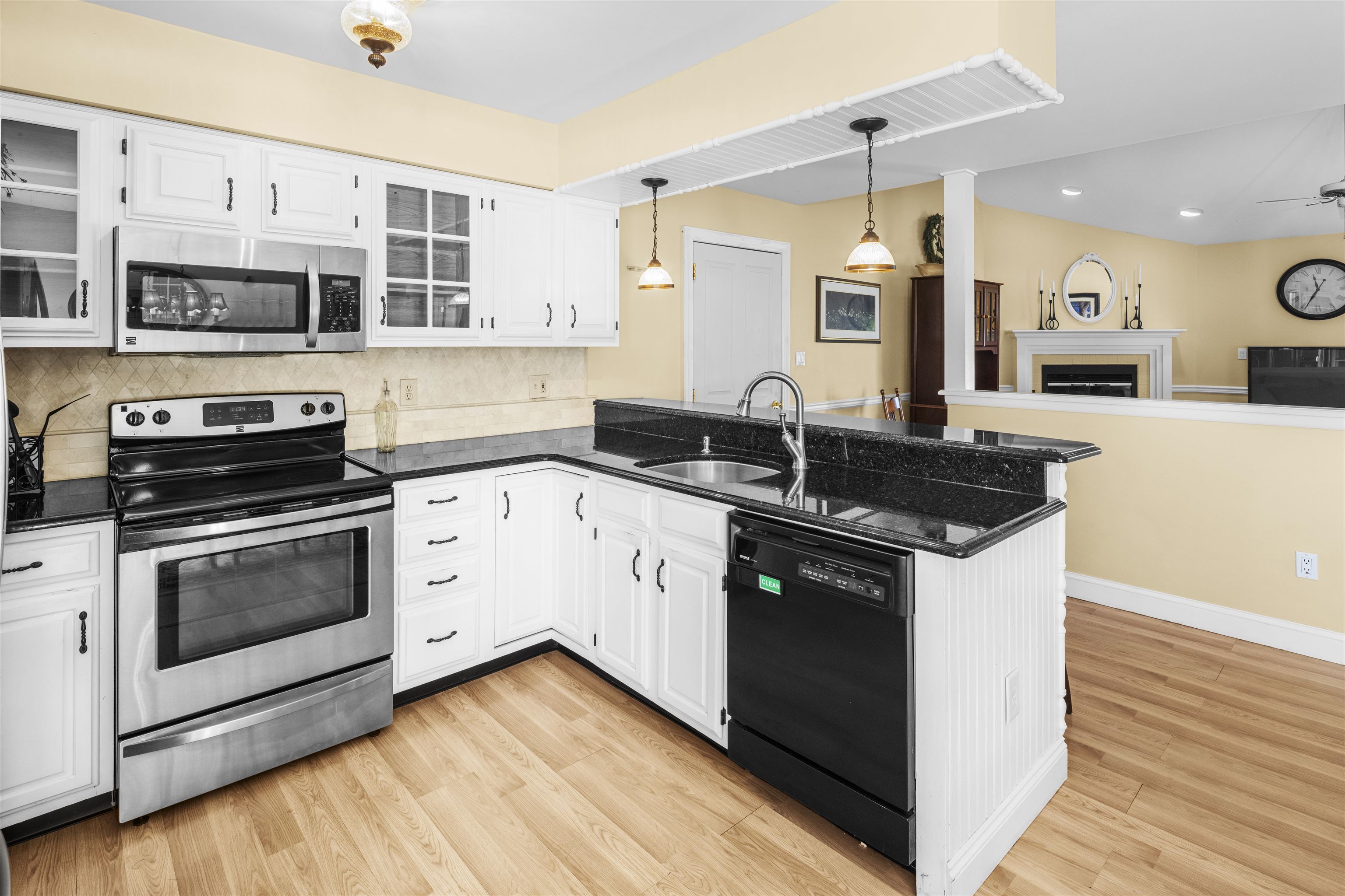 202 W Vineyard Court - Picture 8