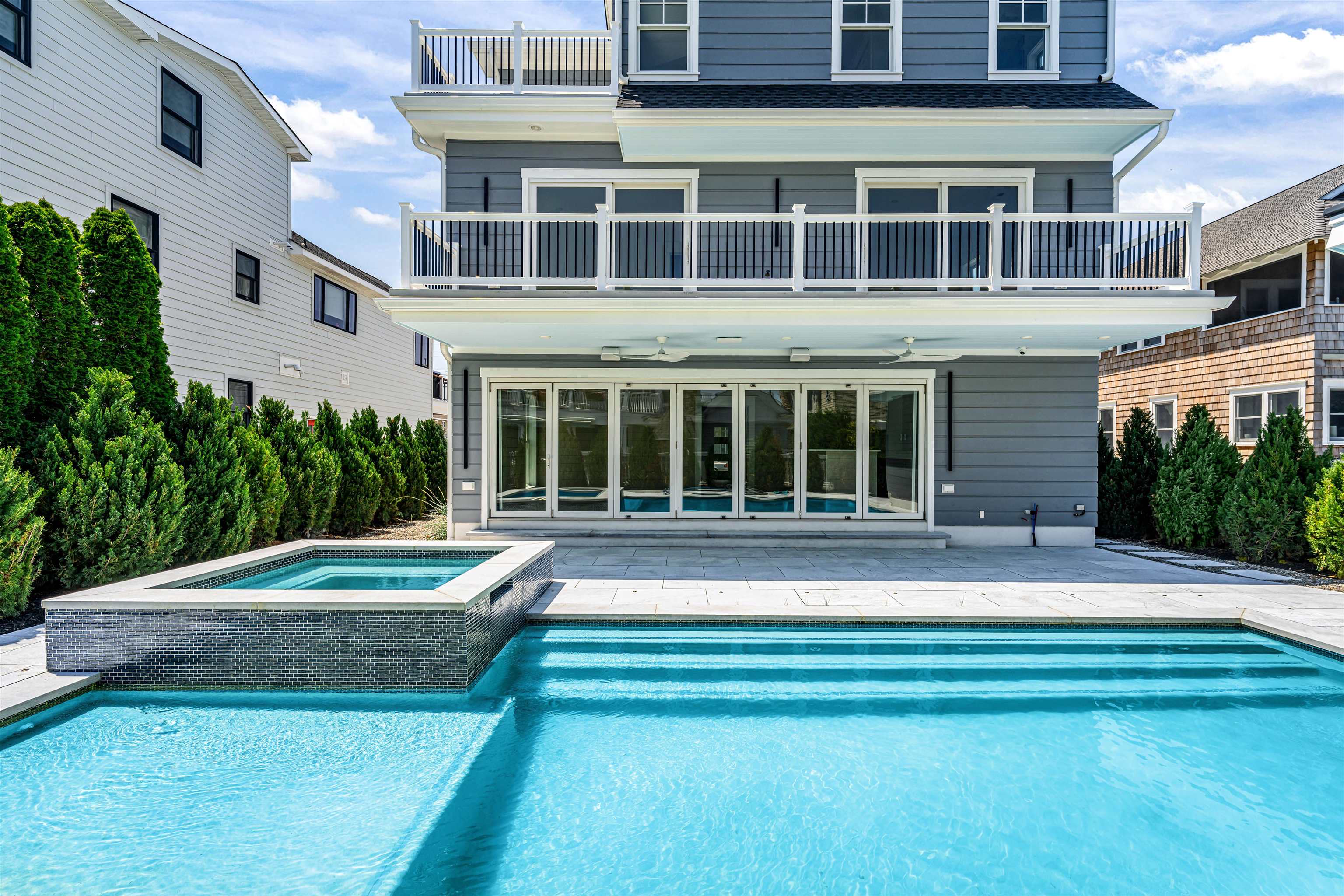 151 37th Street - Picture 17