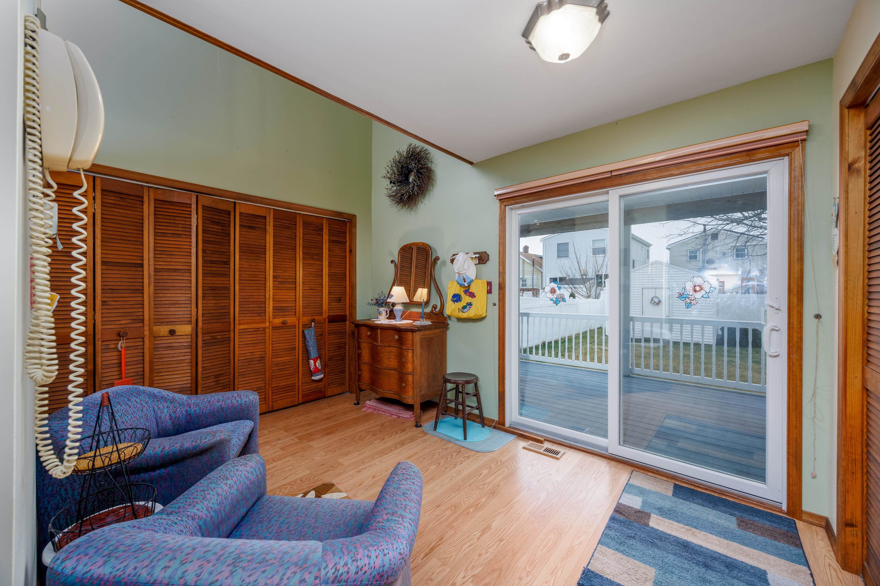 132 W Aster Road - Picture 8