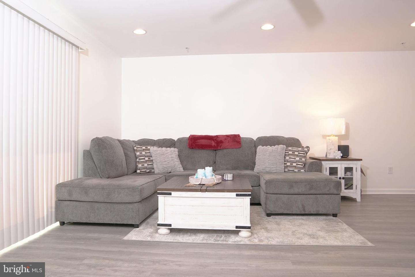 519 W Montgomery Avenue - Picture 10