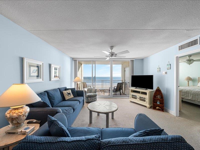 3700 Boardwalk - Picture 15