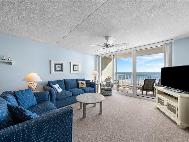 3700 Boardwalk - Picture 17