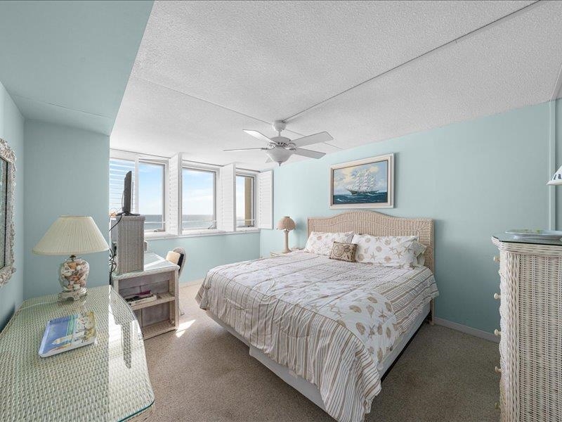 3700 Boardwalk - Picture 22