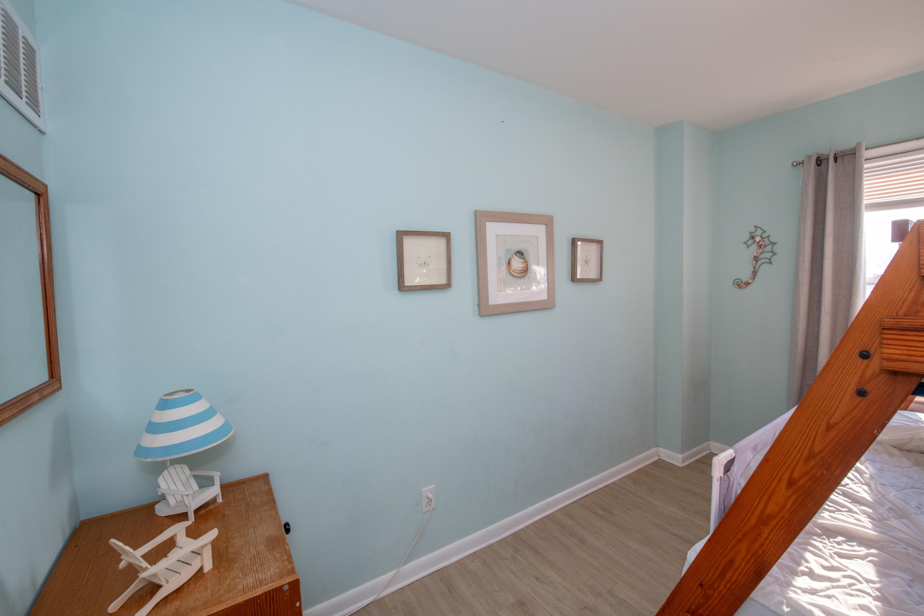 209 E Primrose Road