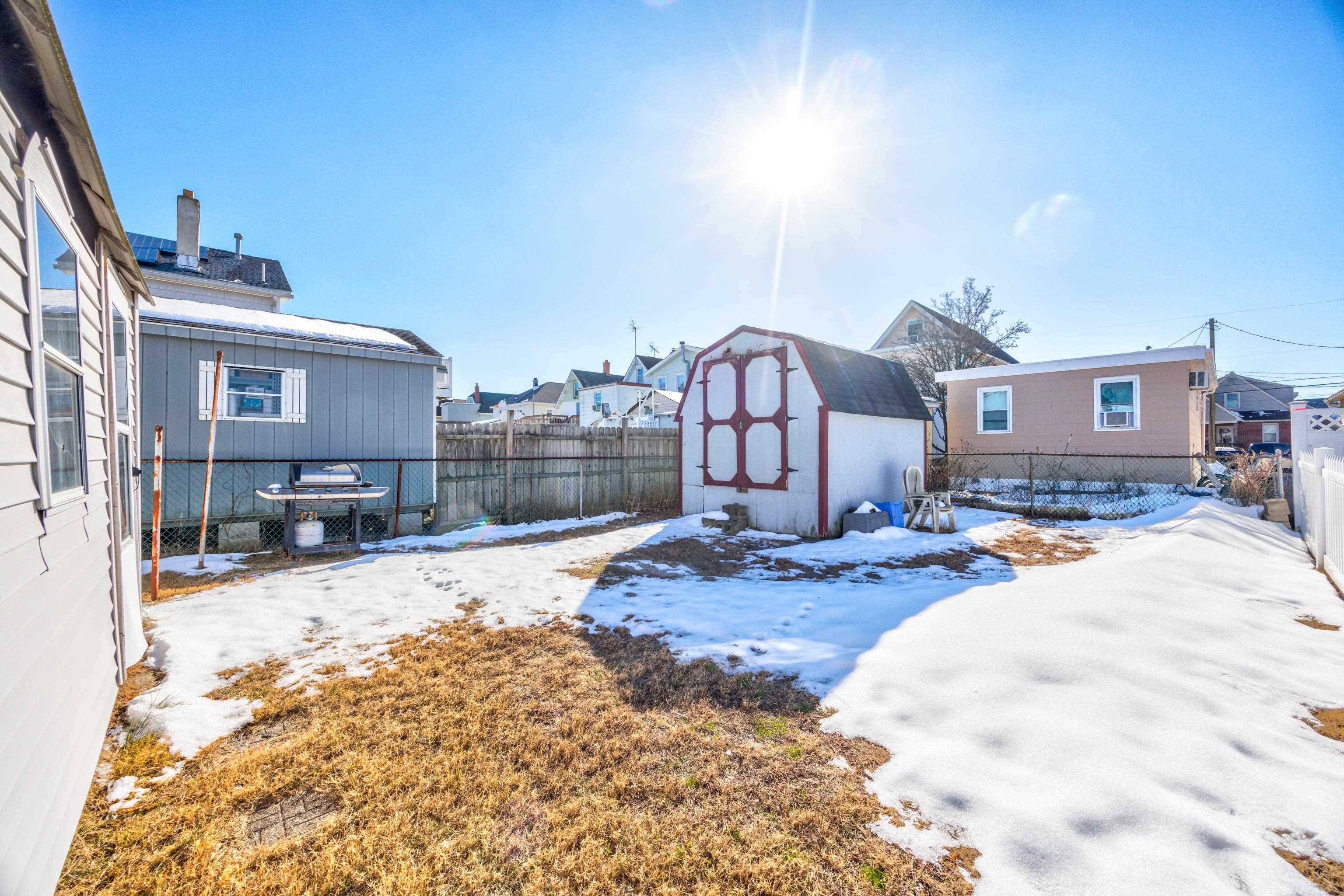 226 W Glenwood Avenue - Picture 13