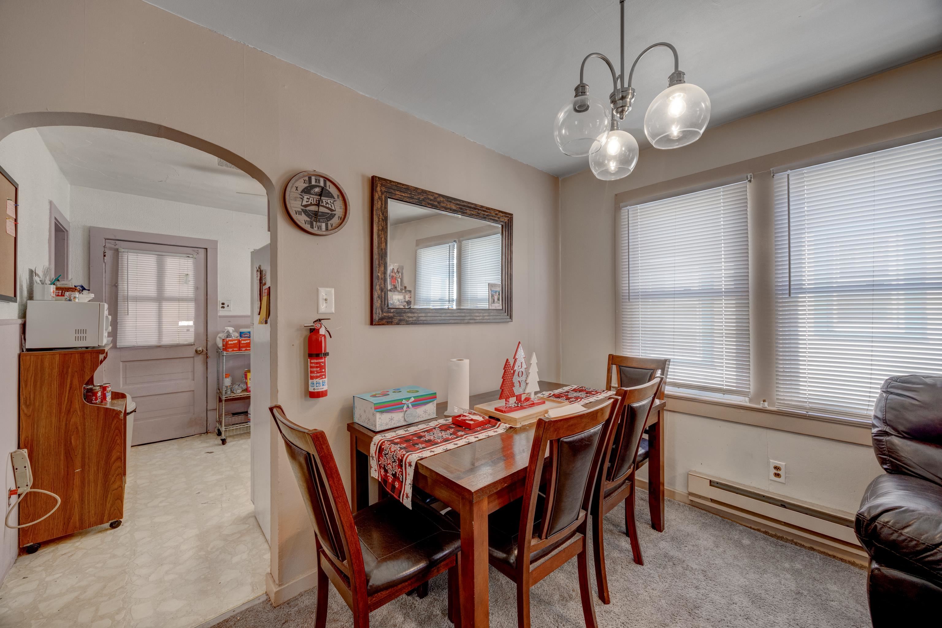 226 W Glenwood Avenue - Picture 5