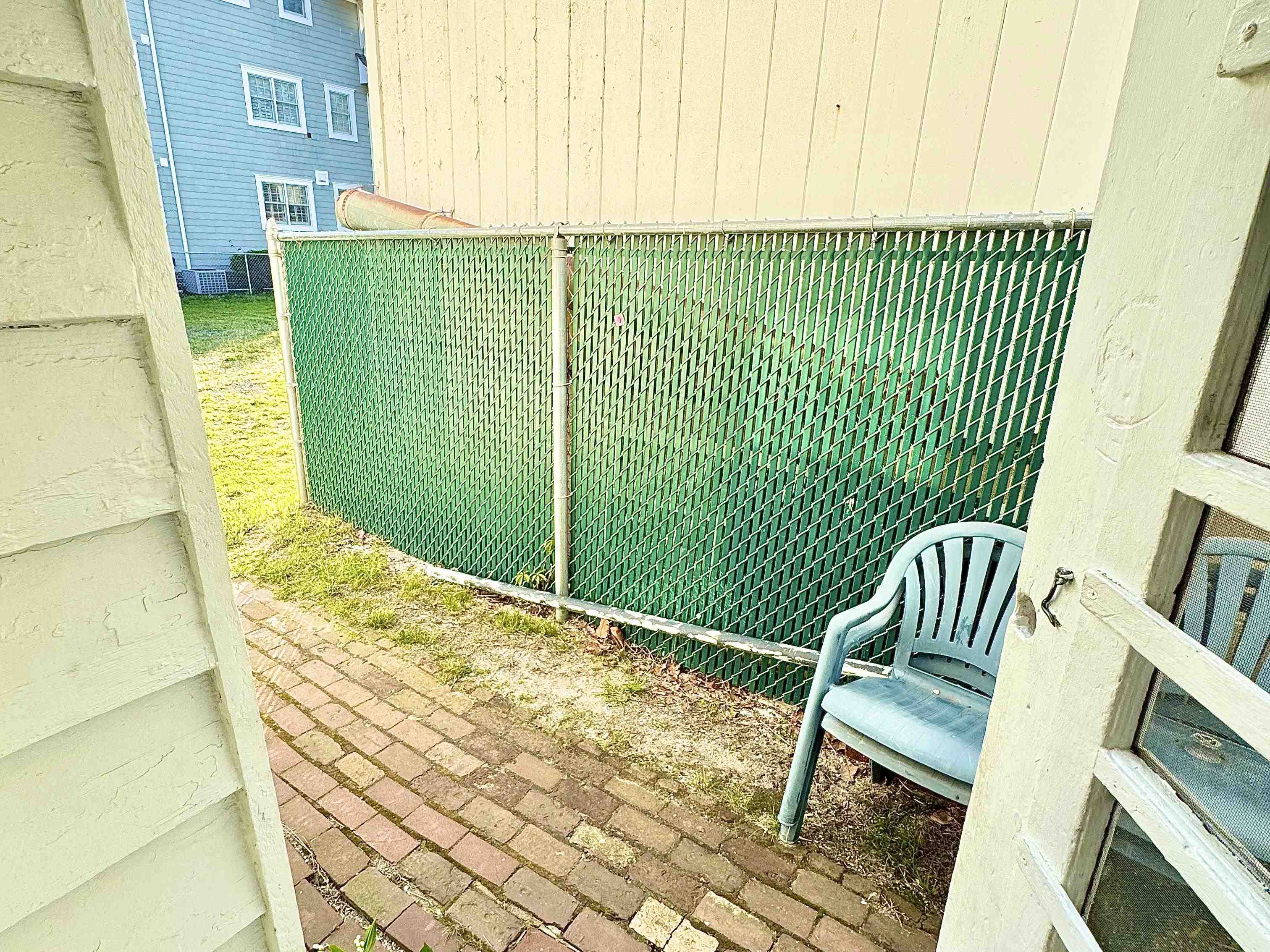 202 Perry Street