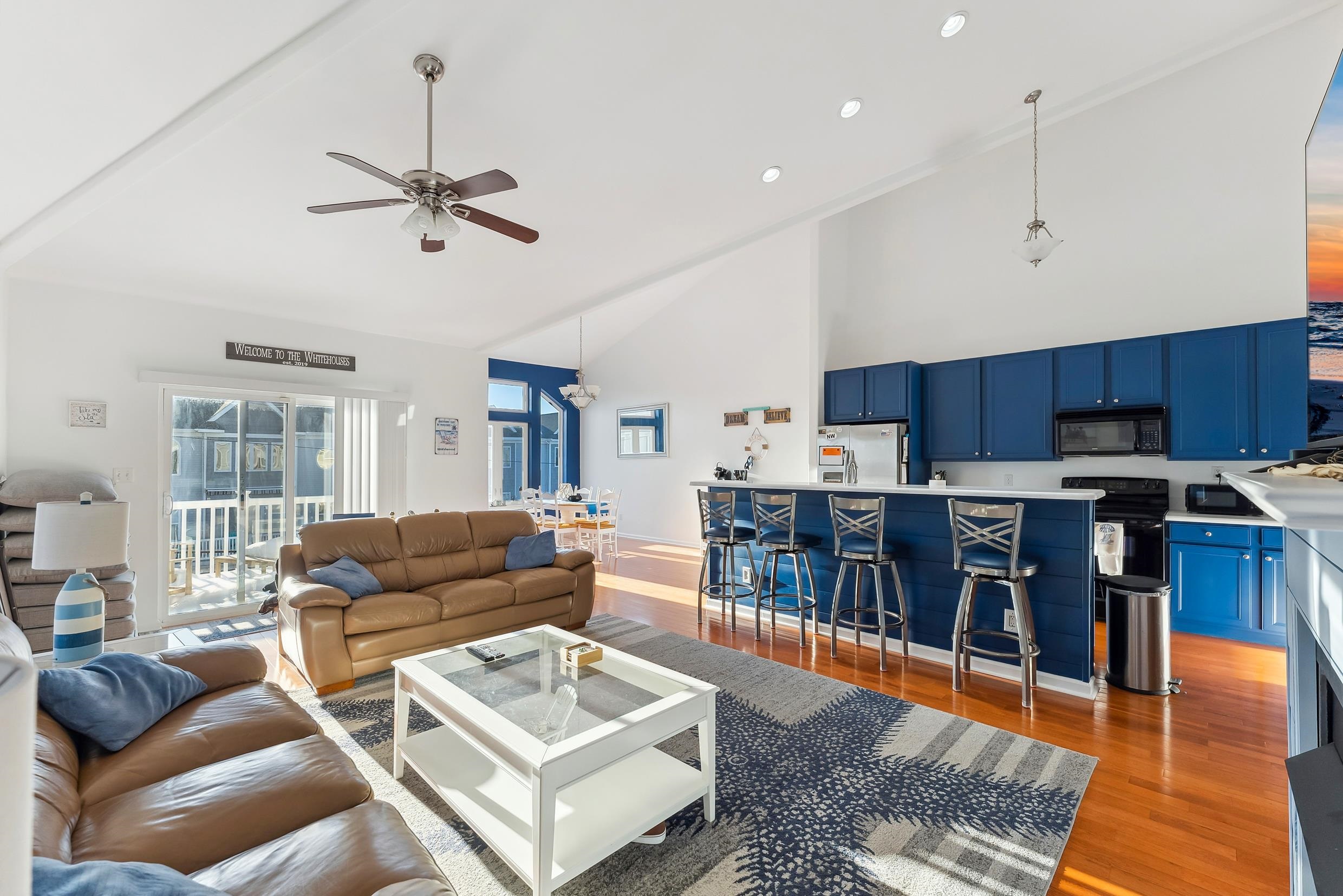 4106 Hudson Avenue - Picture 3