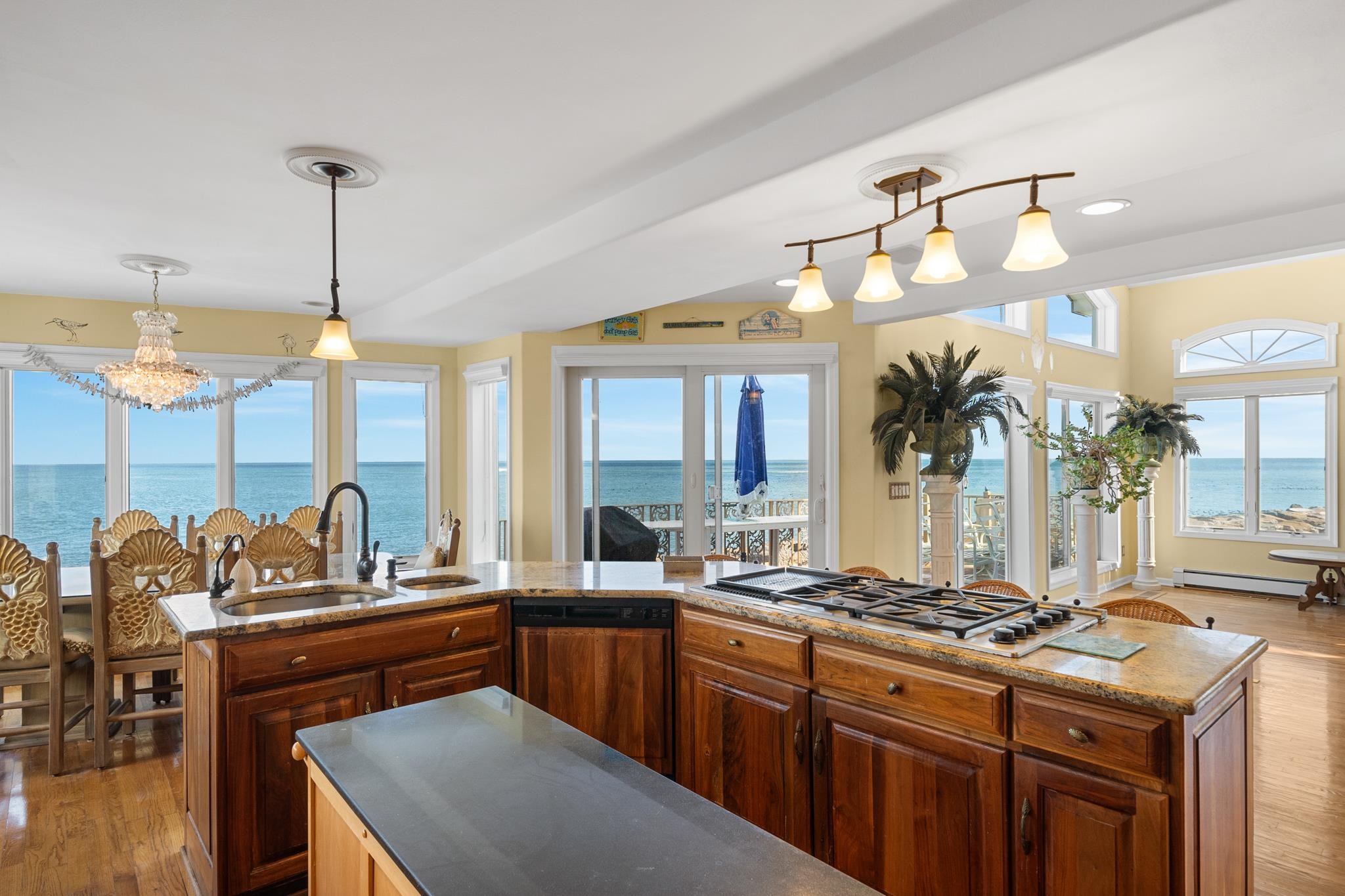 283 6th Street - Picture 11