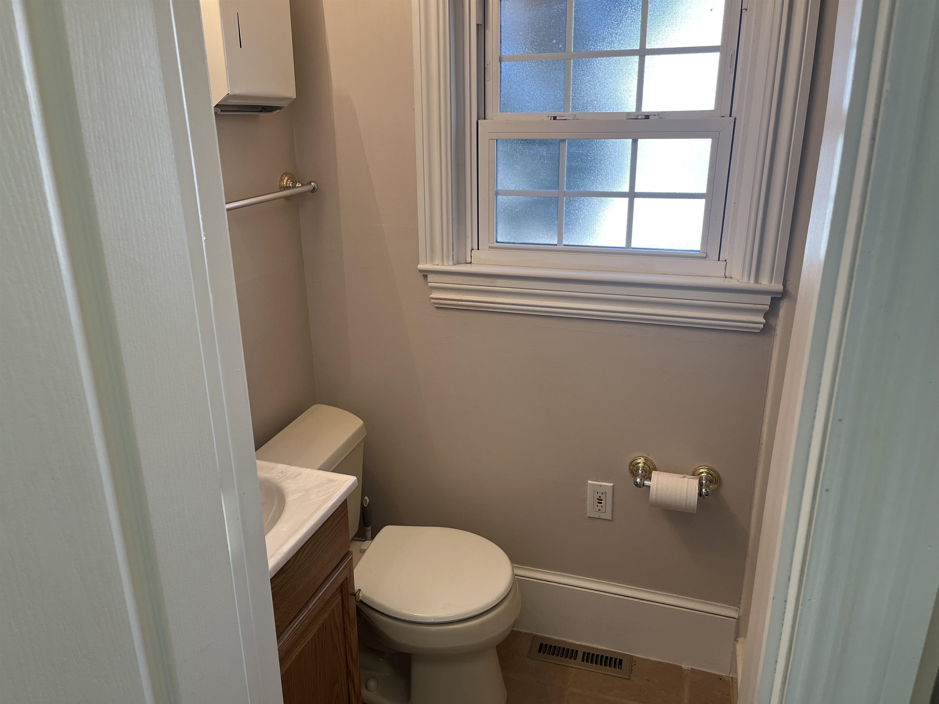 309 S Main Street - Picture 29