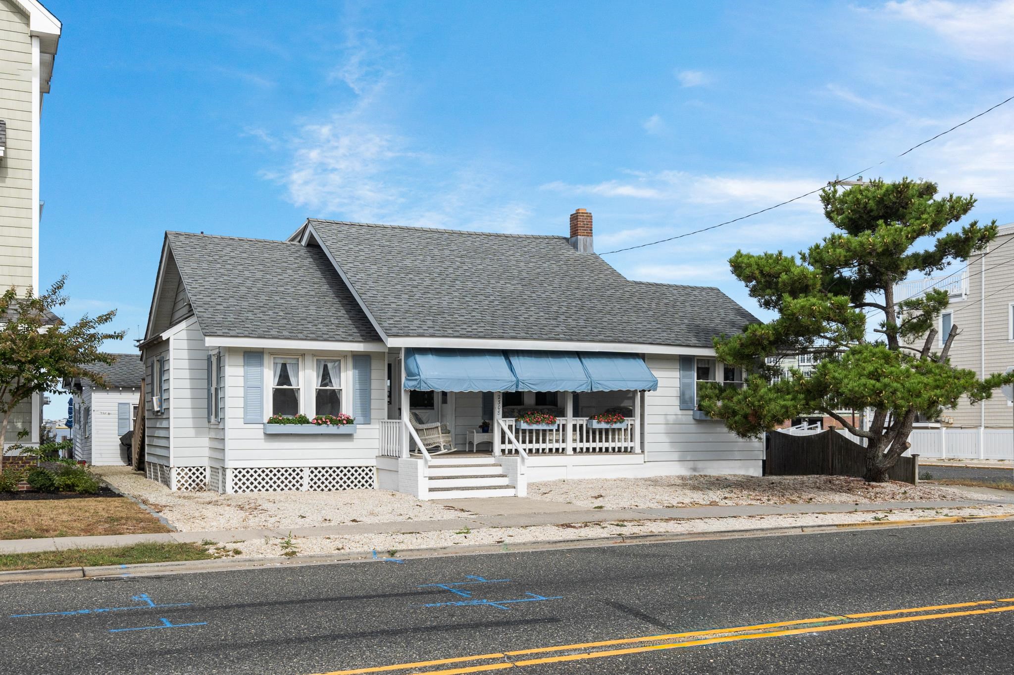  2308 Ocean Drive - Avalon
