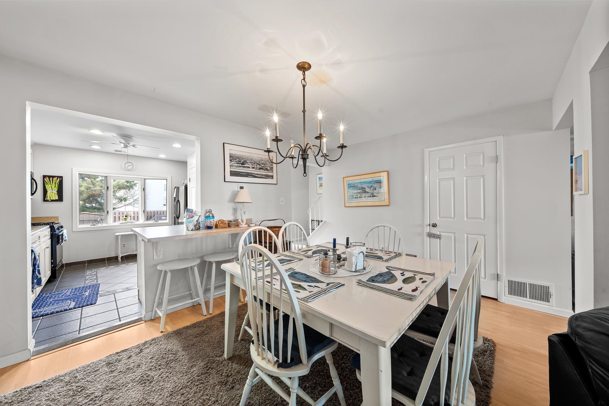 https://cdnparap40.paragonrels.com/ParagonImages/Property/P4/CAPEMAY/250195/11/0/0/d1abcc1036d16cce0b5c371712a80bc0/1/6c66241e4c4c43a099d9f0483e7805e7/250195-6f17a702-7358-4a7a-9376-1e9945225dea.JPG