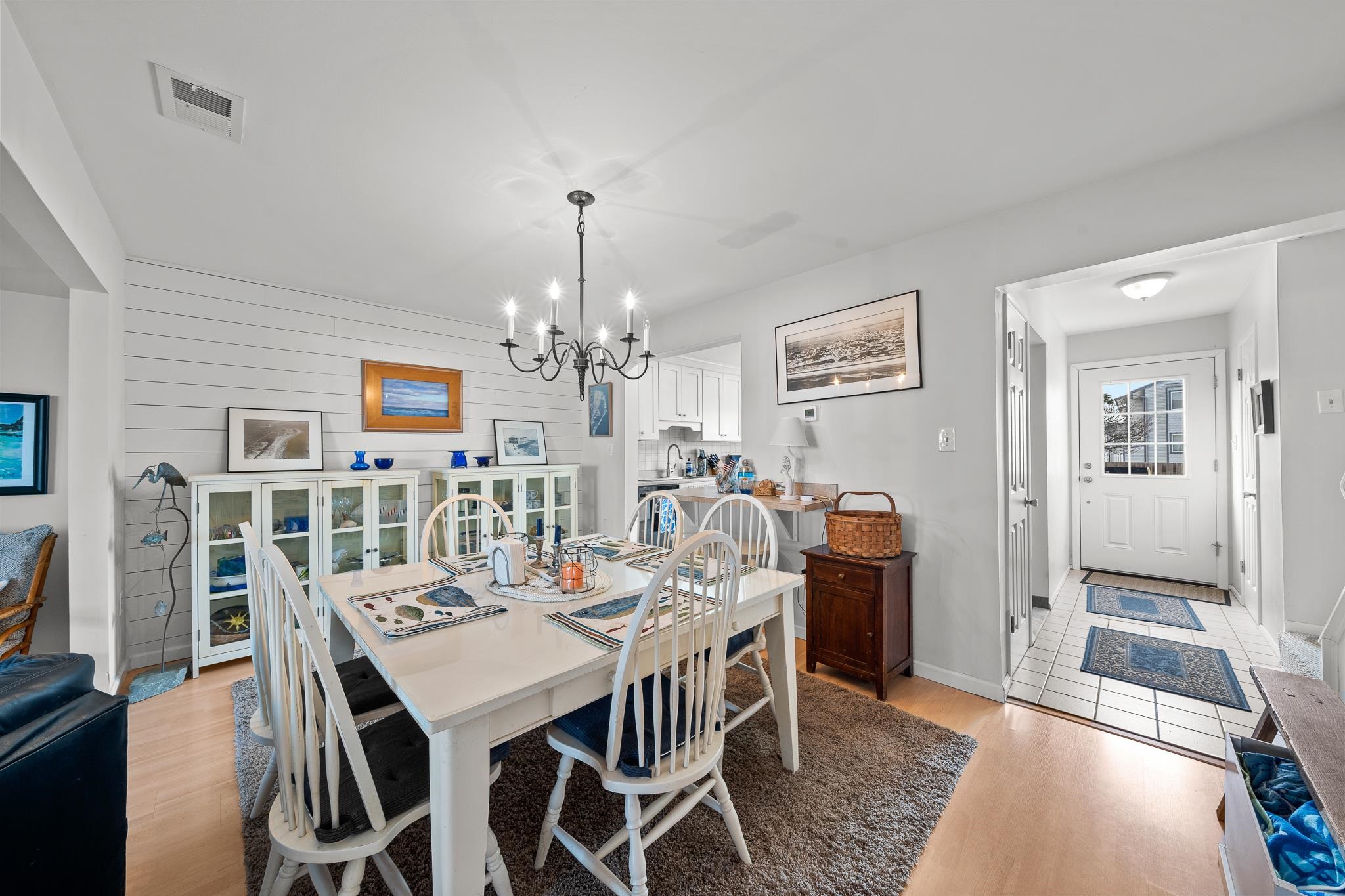 https://cdnparap40.paragonrels.com/ParagonImages/Property/P4/CAPEMAY/250195/13/0/0/c78f57458a382fcf5948fa8ccf8c5052/1/6c66241e4c4c43a099d9f0483e7805e7/250195-ea1b9407-3e84-438b-bc37-28c21325a2c6.JPG