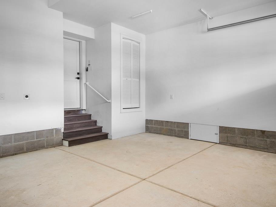 103 E Nashville Road