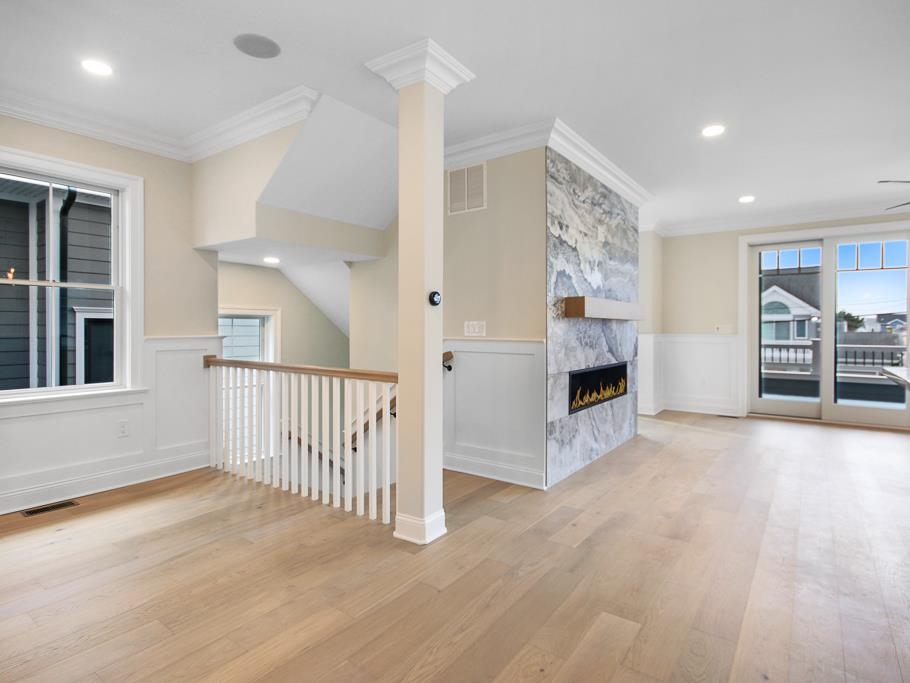 103 E Nashville Road