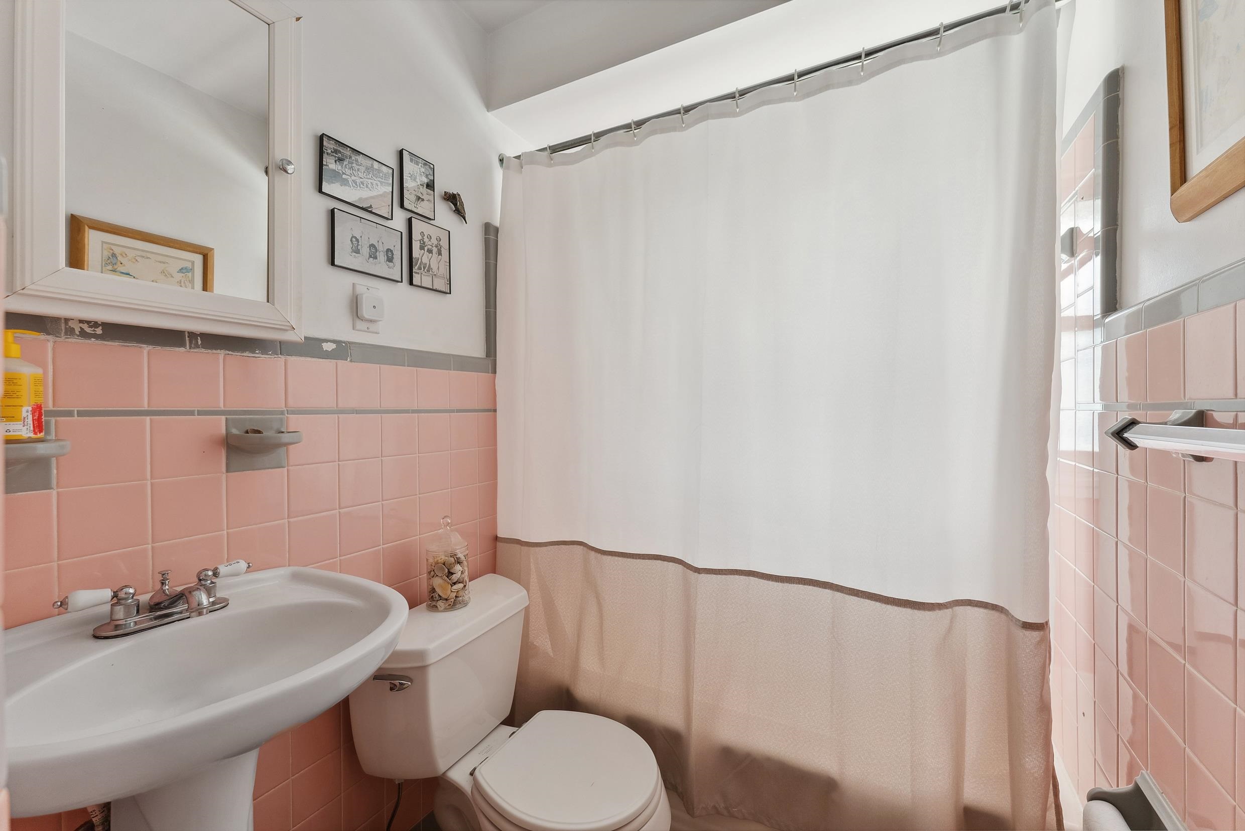 https://cdnparap40.paragonrels.com/ParagonImages/Property/P4/CAPEMAY/250209/10/0/0/8e133bded2df562f67ee28cd4cc52e62/1/84fa1dc4839abc30a4e2c24d2555f029/250209-358957b7-9d61-4c1f-83d8-674558cc2c4a.JPG