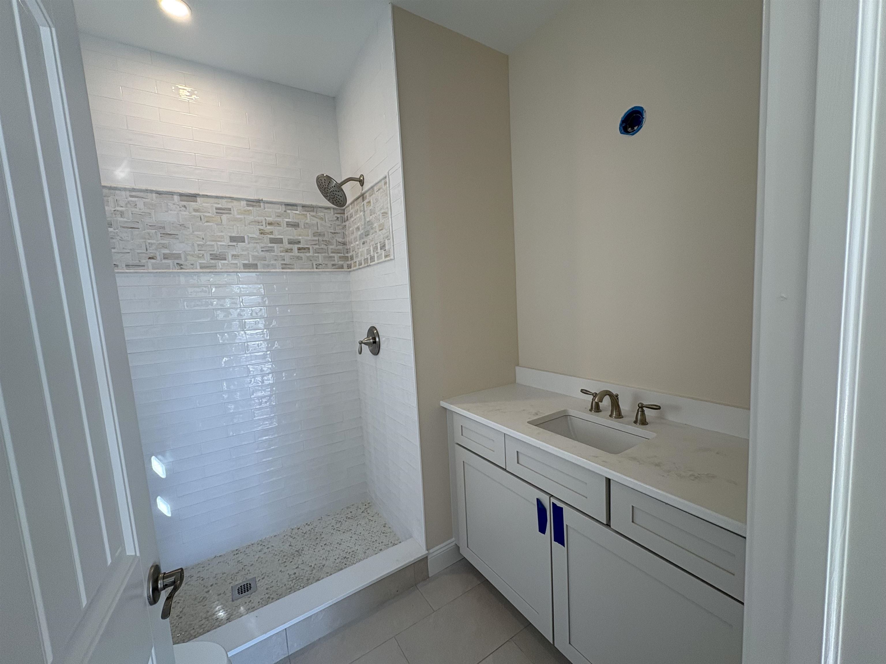 326 W 19th Avenue