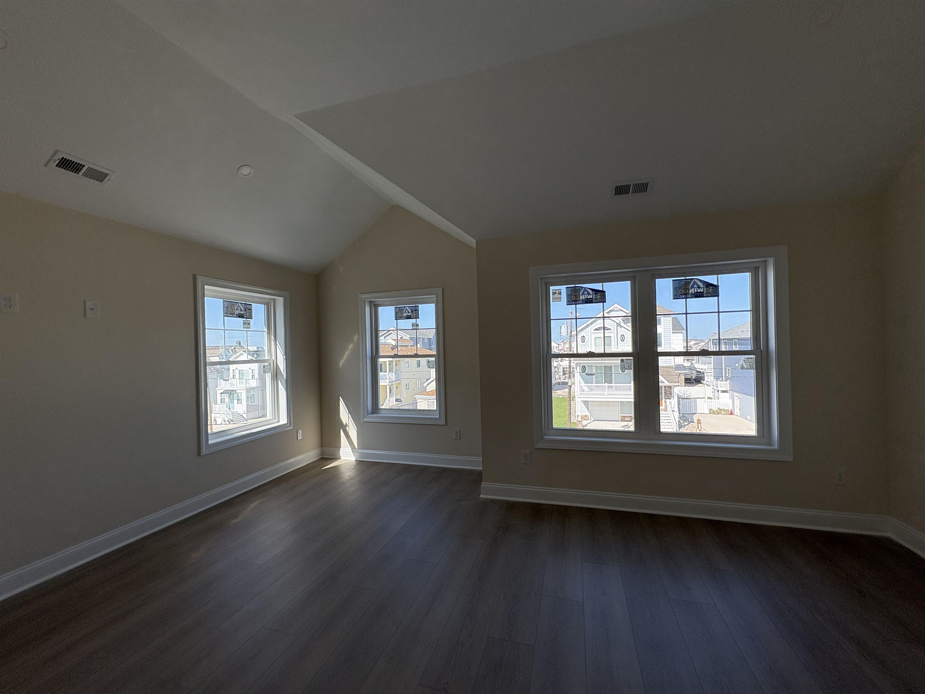 326 W 19th Avenue