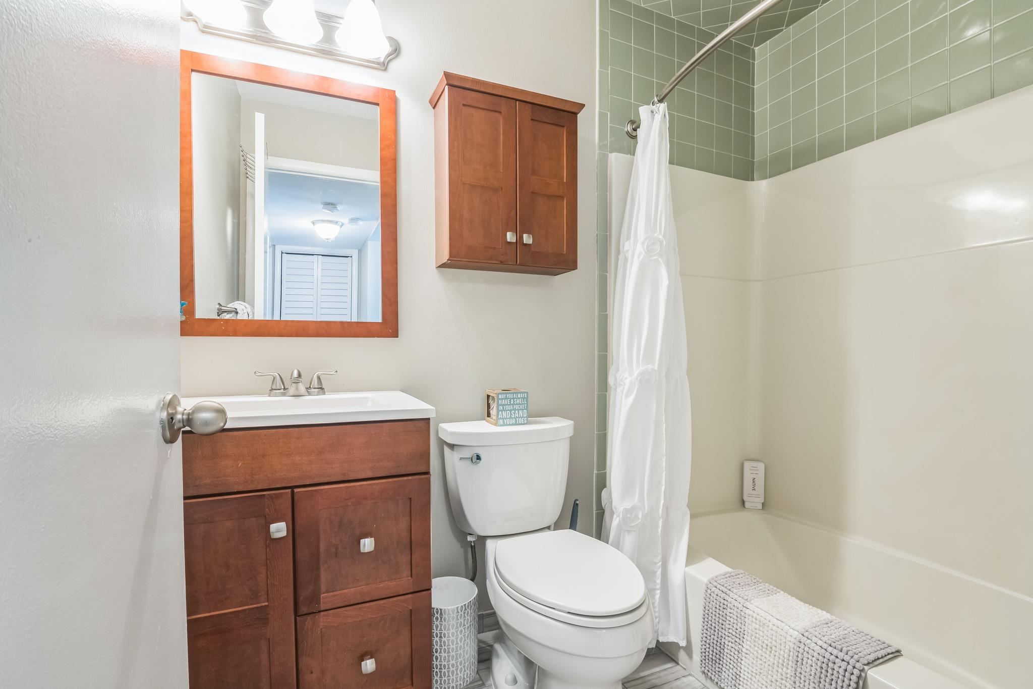 221 87th Street - Picture 16