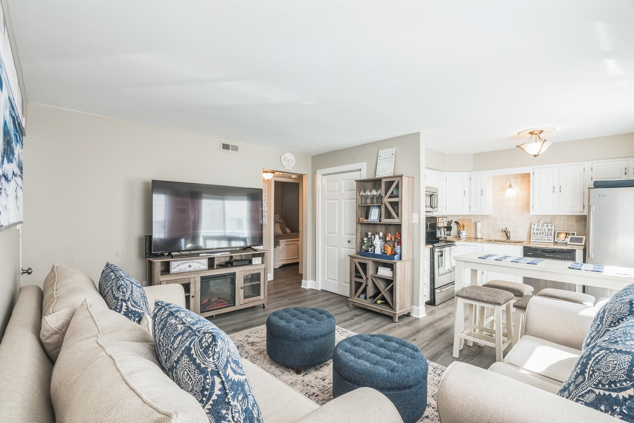 221 87th Street - Picture 4