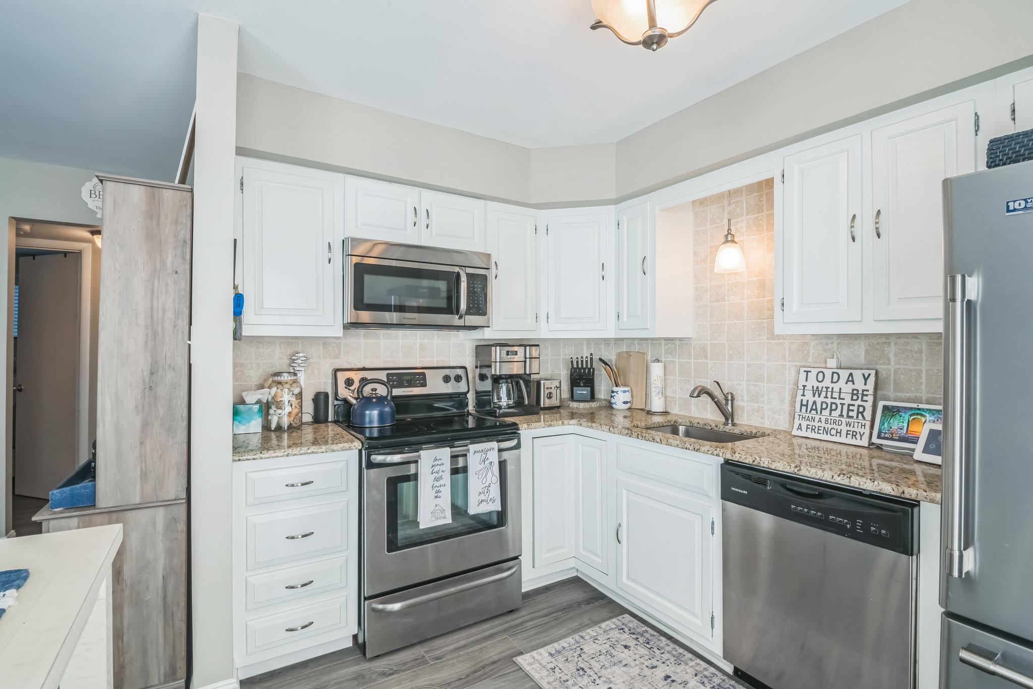 221 87th Street - Picture 10