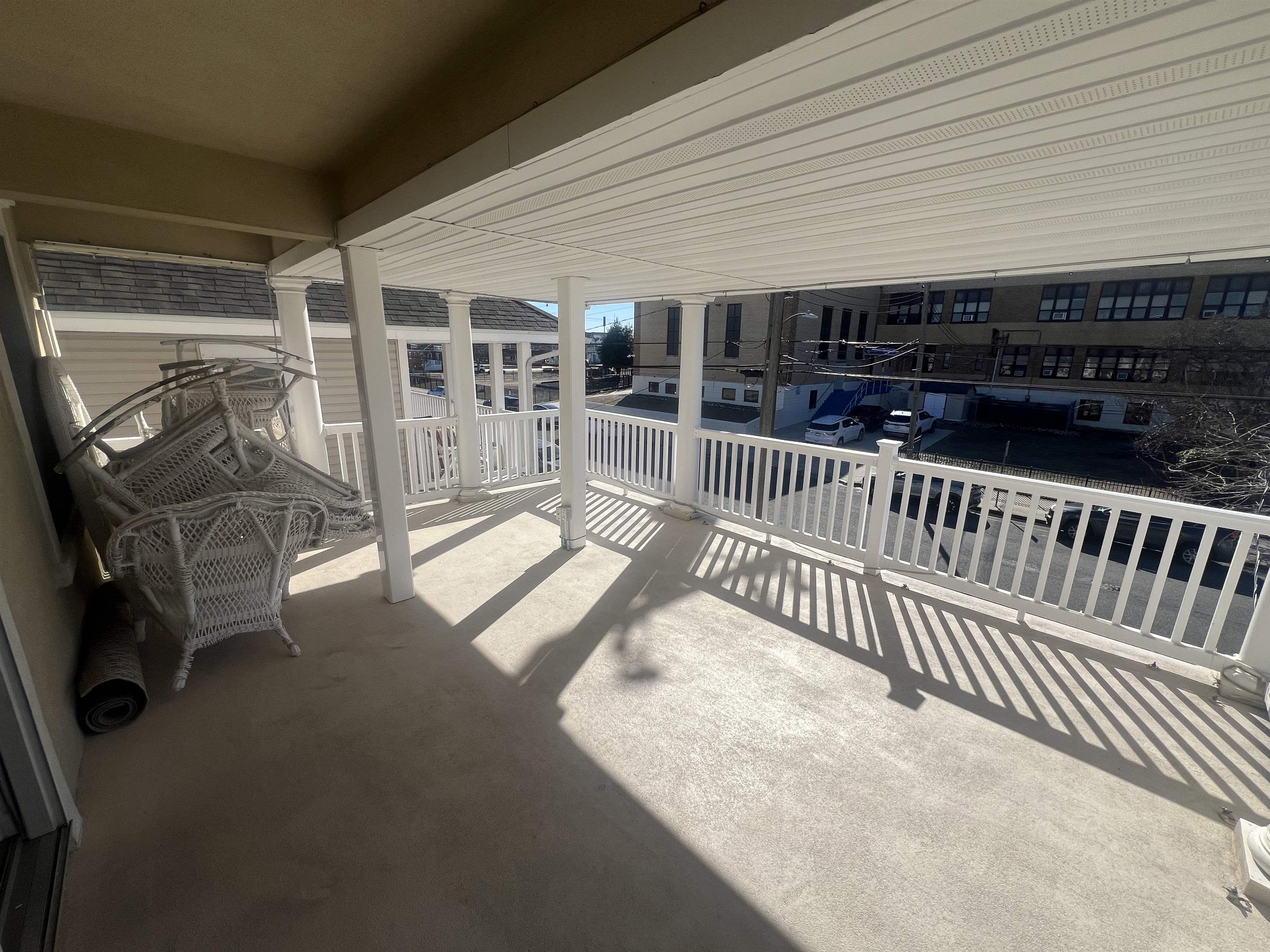 121 E 15th Avenue