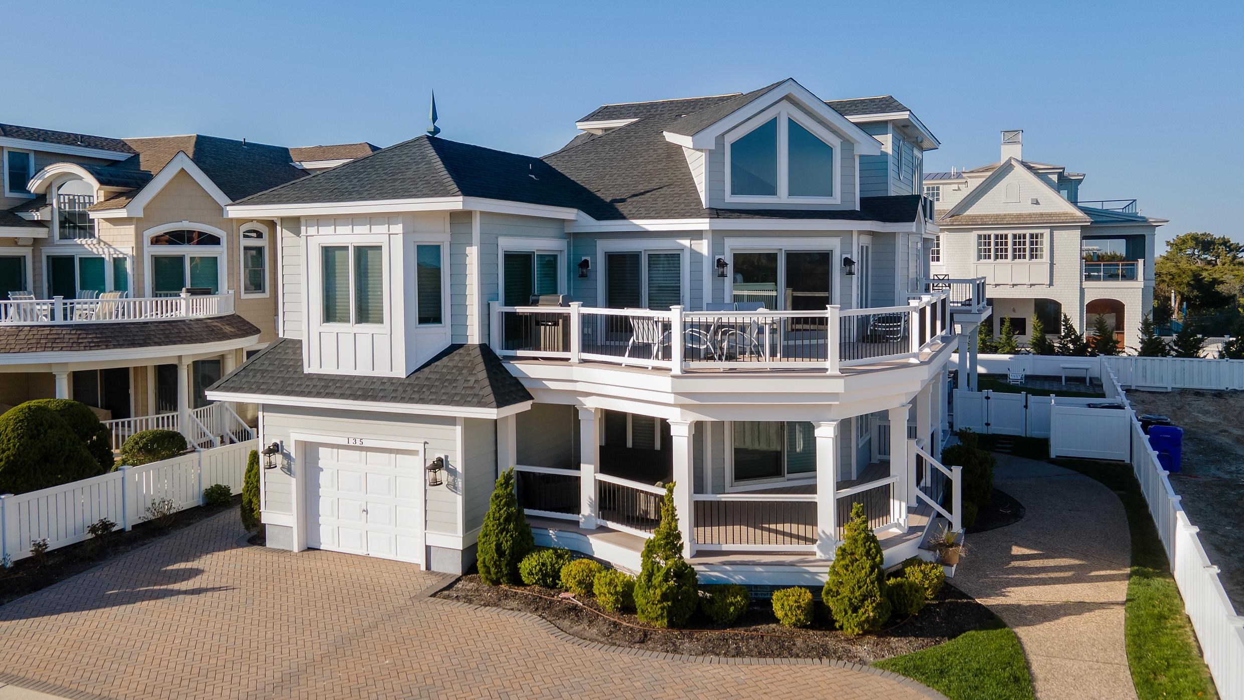 135 77th Street, Avalon