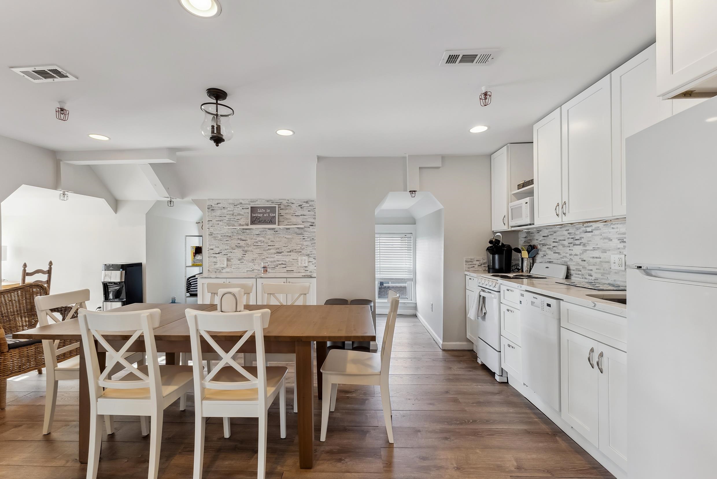 4600 Landis Avenue - Picture 9
